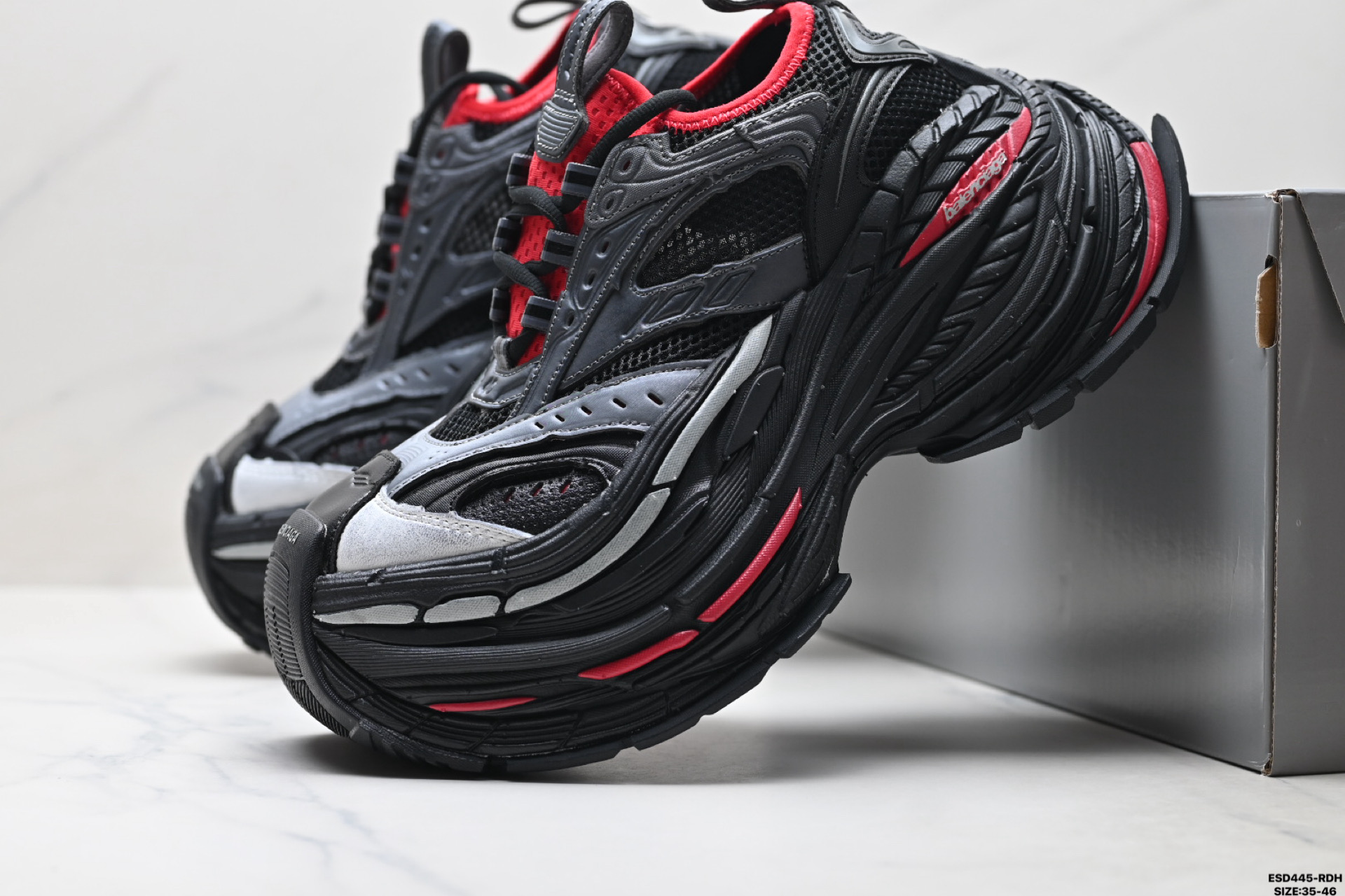 Balenciaga巴黎世家 Platform Reduced 圆头厚底 低帮老爹鞋 821137 WPLTF 0325