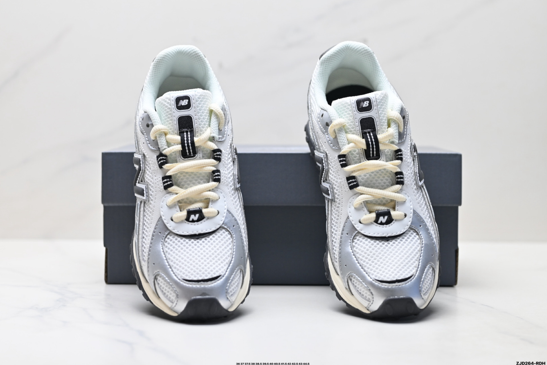 New Balance 204L系列 新百伦 薄底鞋 薄底皮质鞋带德训系 减震耐磨包裹性支撑轻便 低帮 生活休闲鞋 U204LSWD