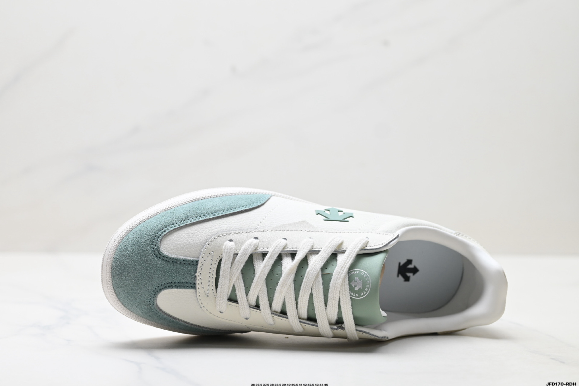 迪桑特DESCENTE CHRON COURT SB 复古轻质 耐磨低帮 生活休闲鞋 D5292LSN53