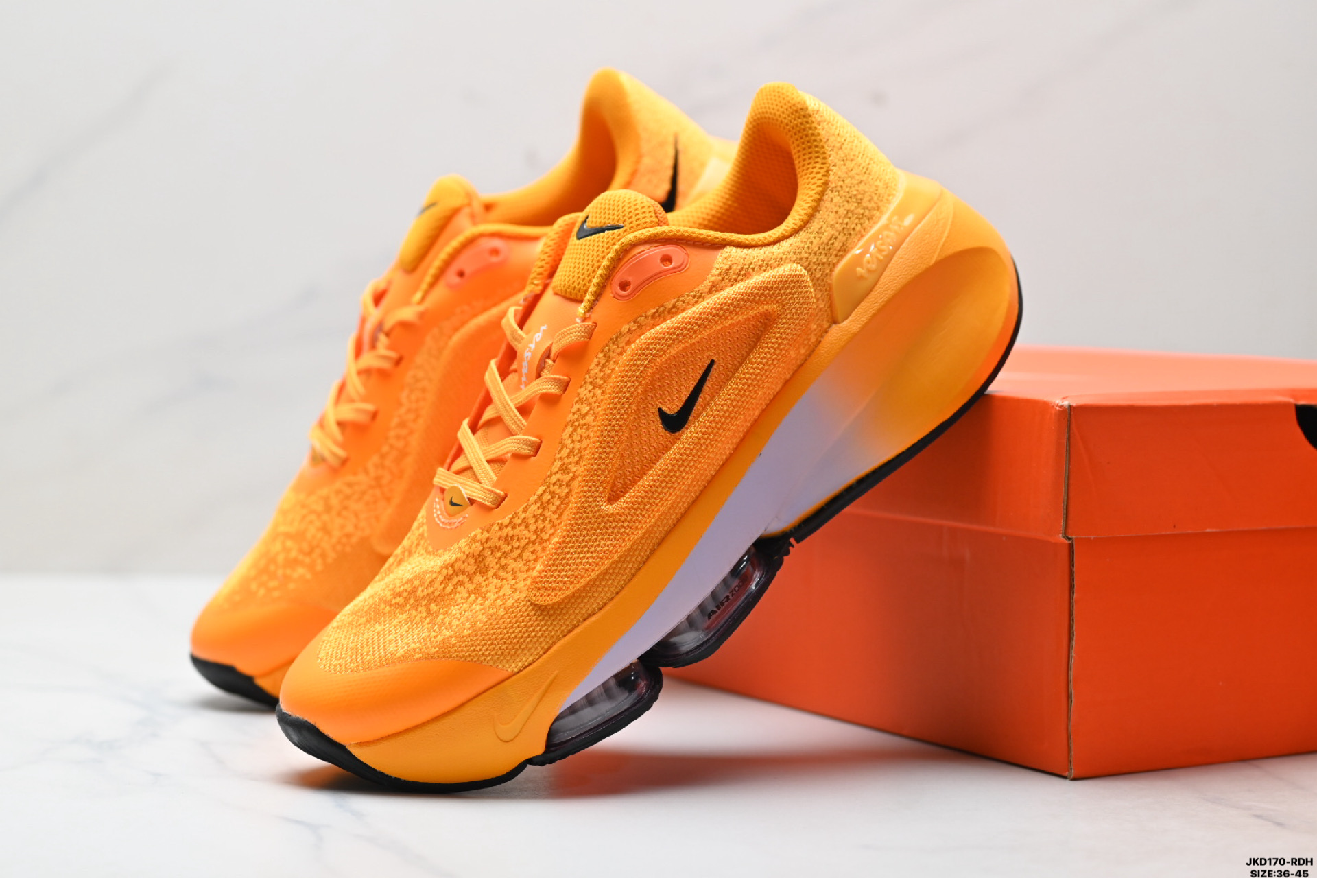 Nike VERSAIR 舒适百搭 防滑耐磨 耐克 低帮训练鞋 DZ3547-004