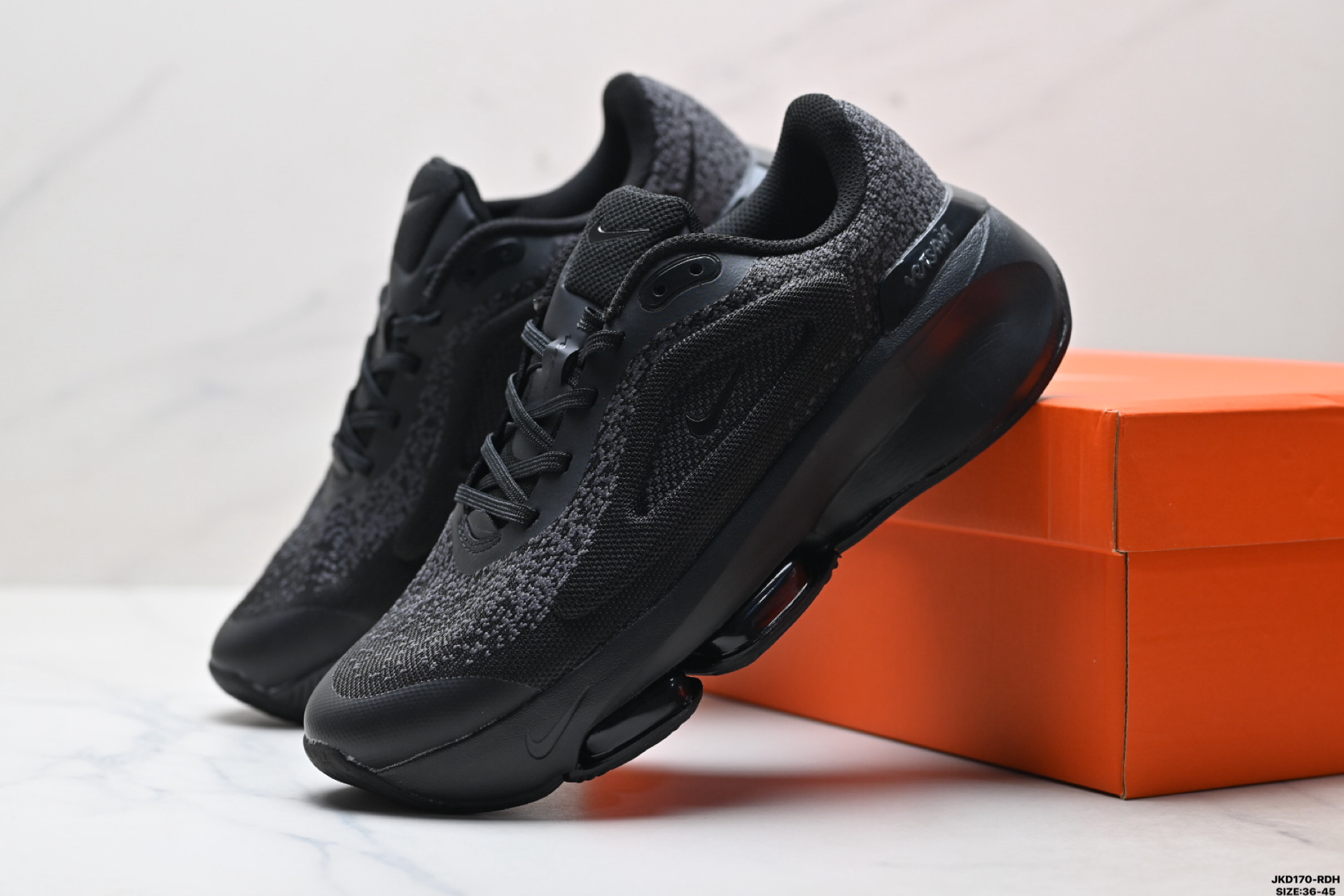 Nike VERSAIR 舒适百搭 防滑耐磨 耐克 低帮训练鞋 DZ3547-004