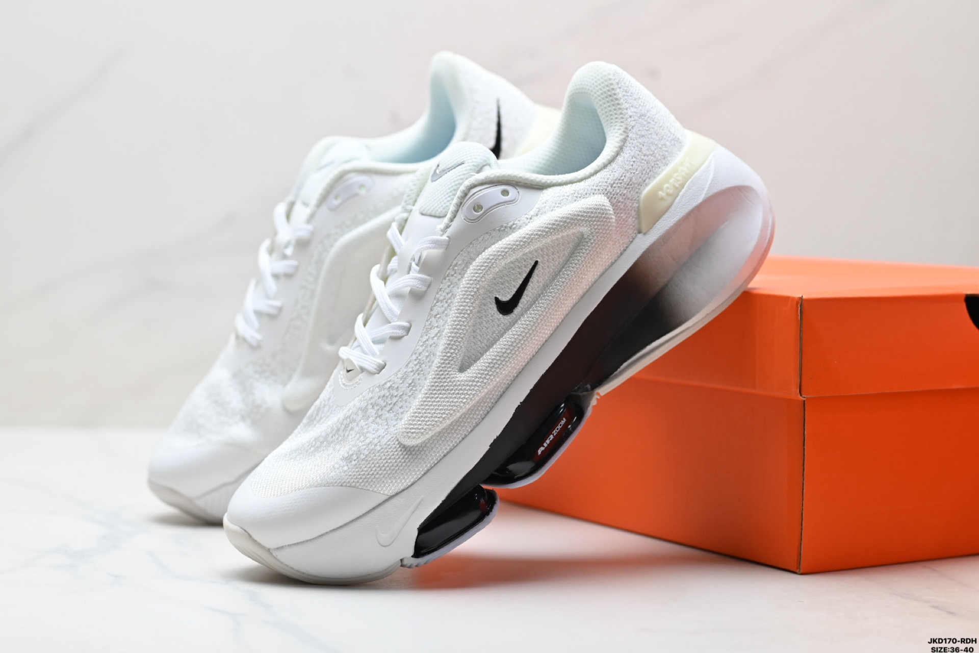 Nike VERSAIR 舒适百搭 防滑耐磨 耐克 低帮训练鞋 DZ3547-004