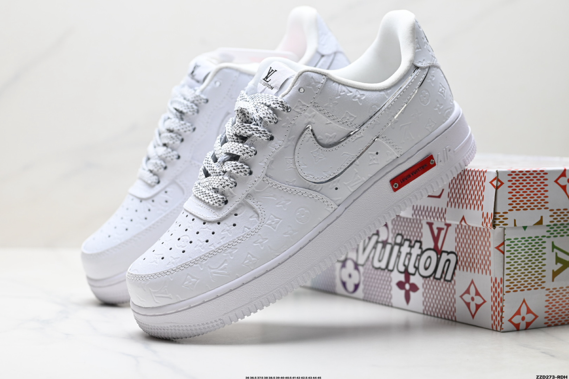 NIKE AIR FORCE 1‘07 LV8 XL1979-110