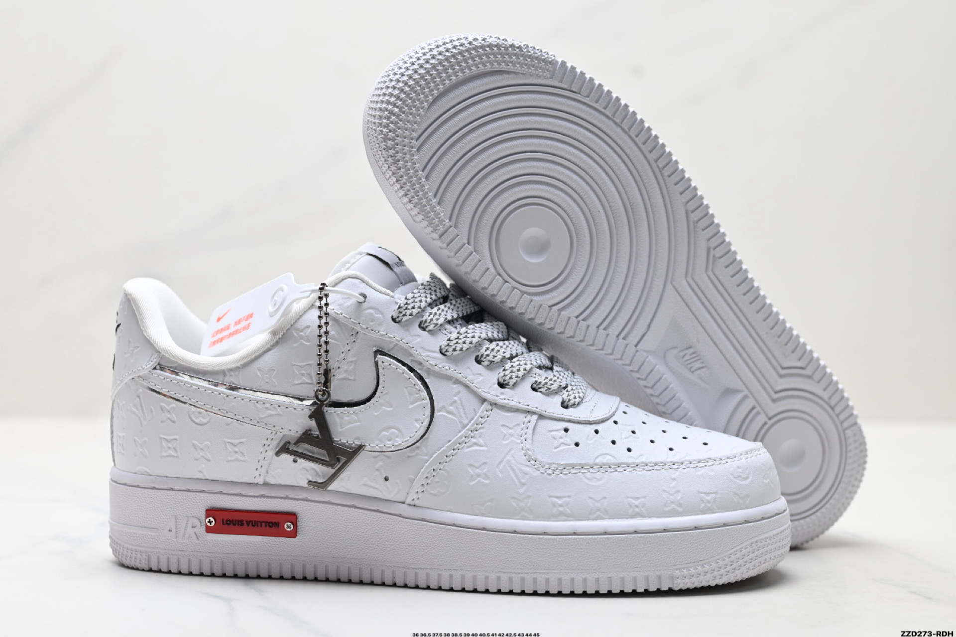 NIKE AIR FORCE 1‘07 LV8 XL1979-110