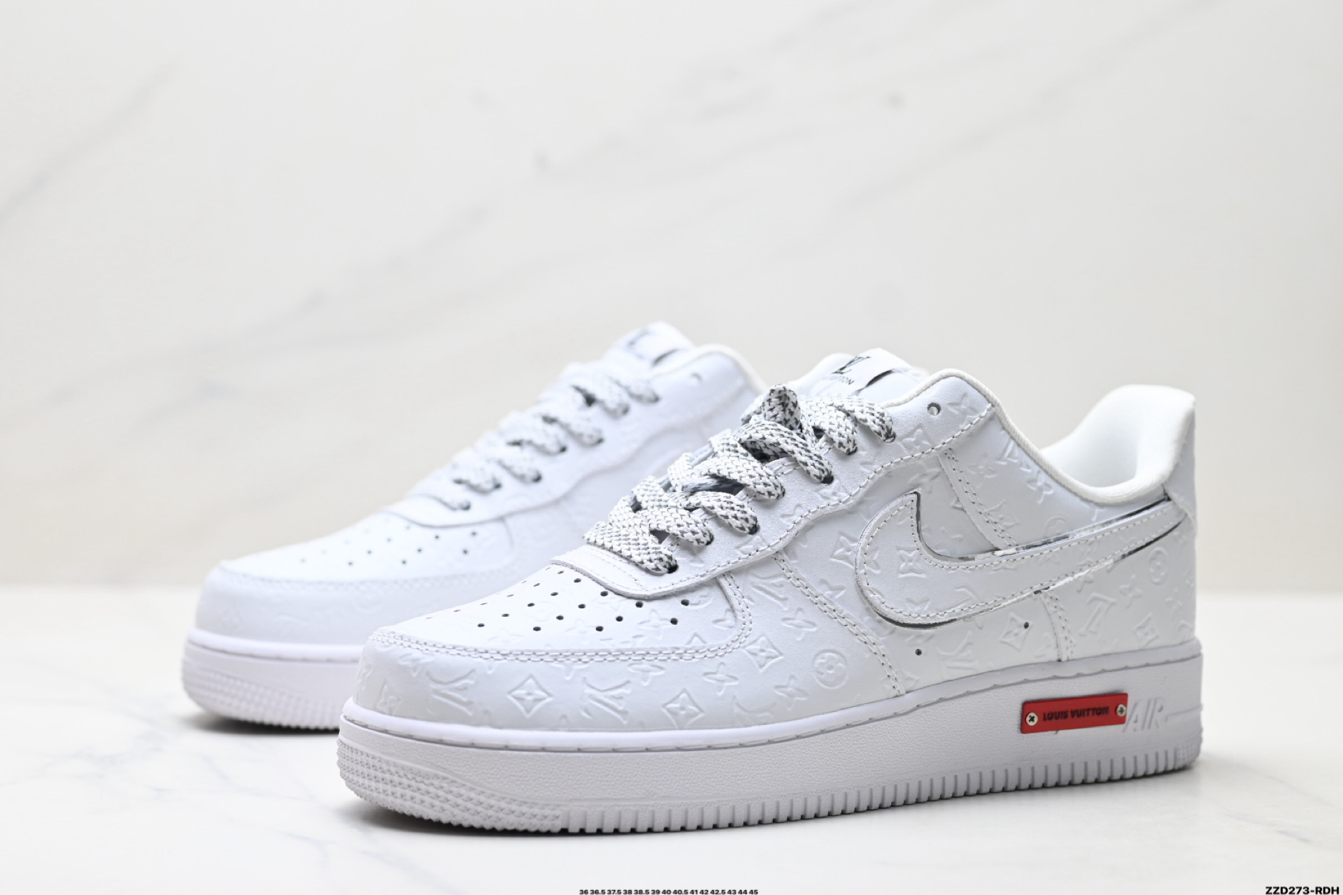 NIKE AIR FORCE 1‘07 LV8 XL1979-110