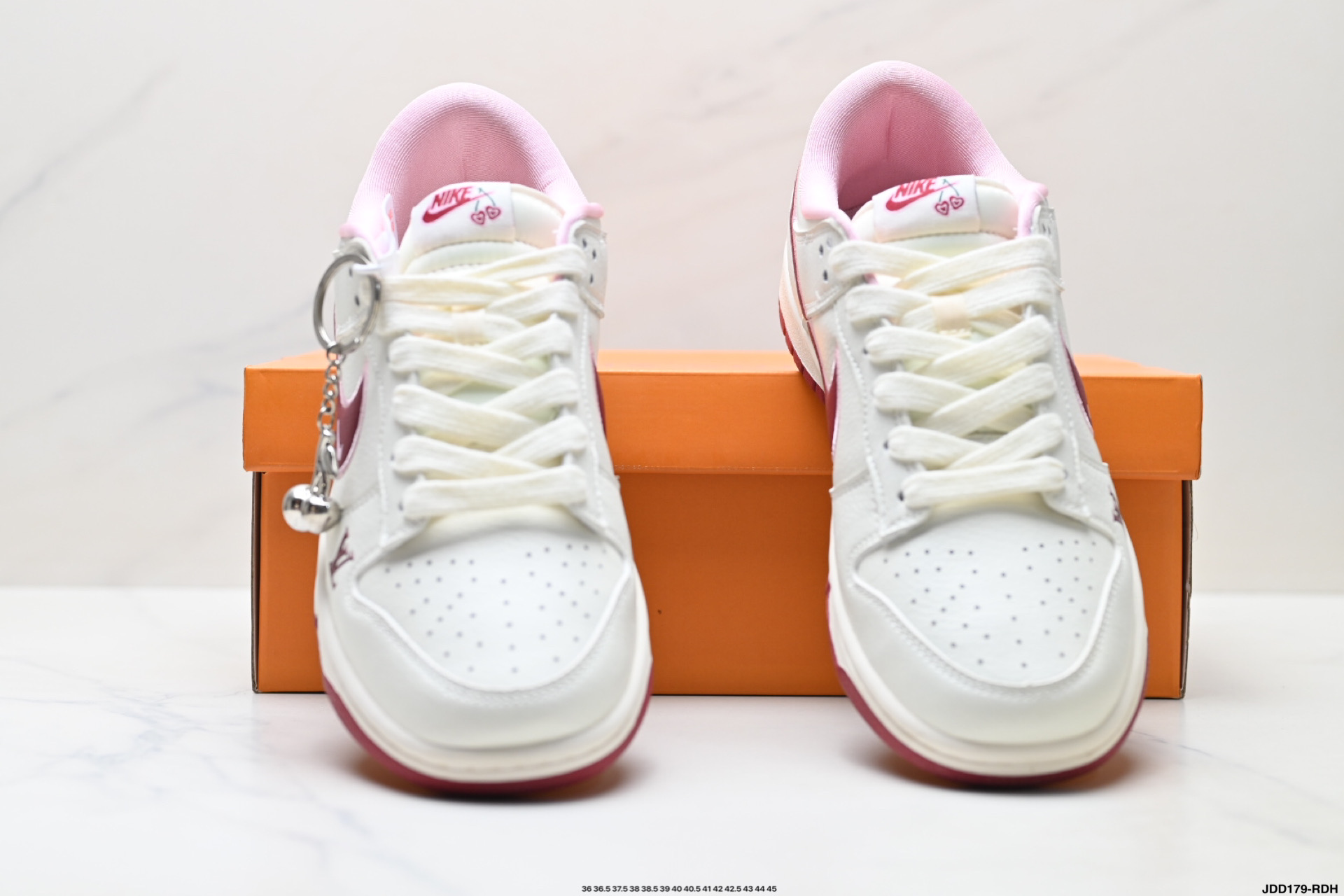 Nike Dunk Low Retro Personalizadas Louis Vuitton - Comodidad y Estilo 8 i1757175606648 9733 0 6