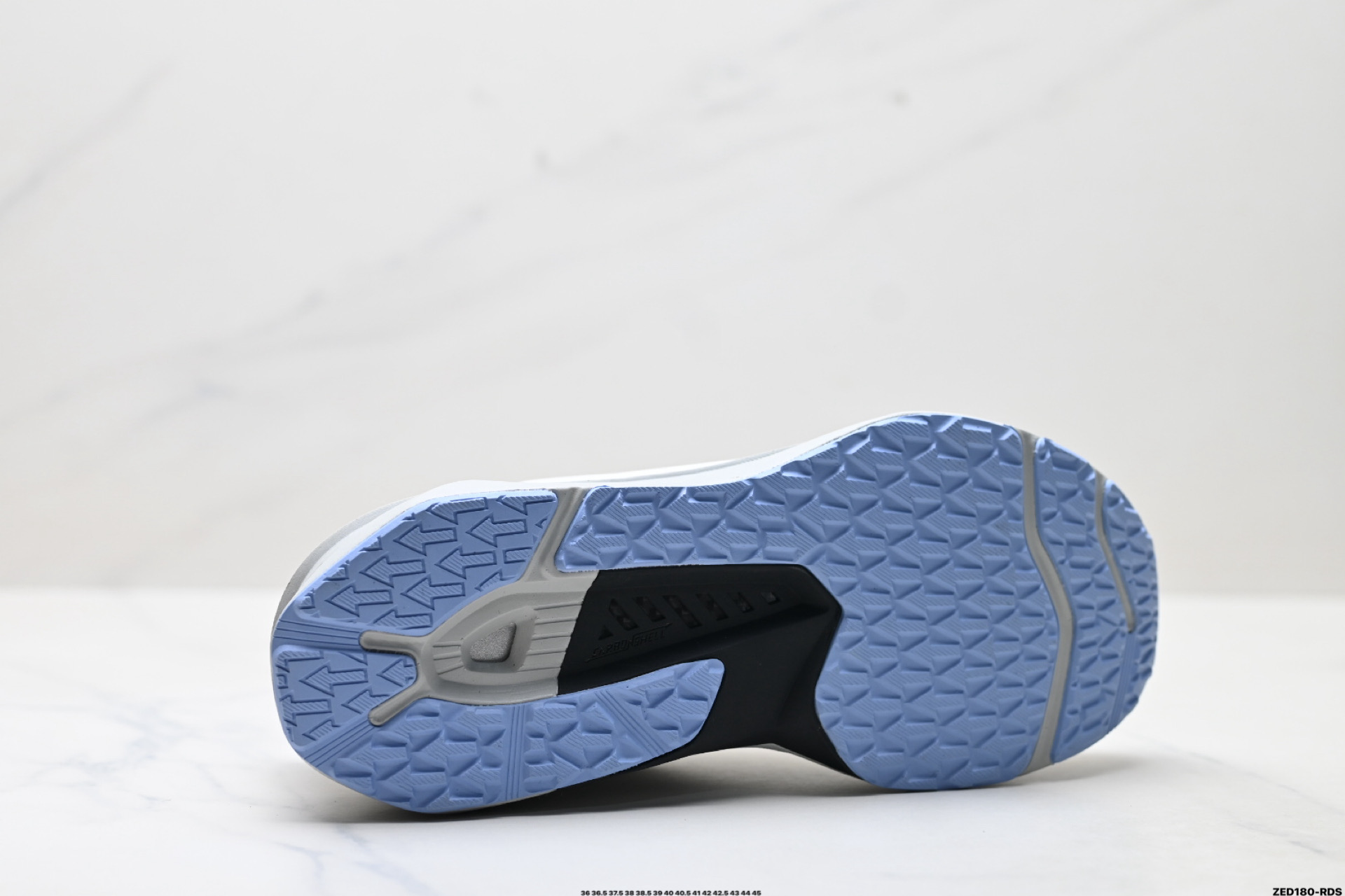 迪桑特DESCENTE LAVITATE WIRE 3.0 舒适百搭防滑耐磨 低帮 休闲跑步鞋 D5231RRN26