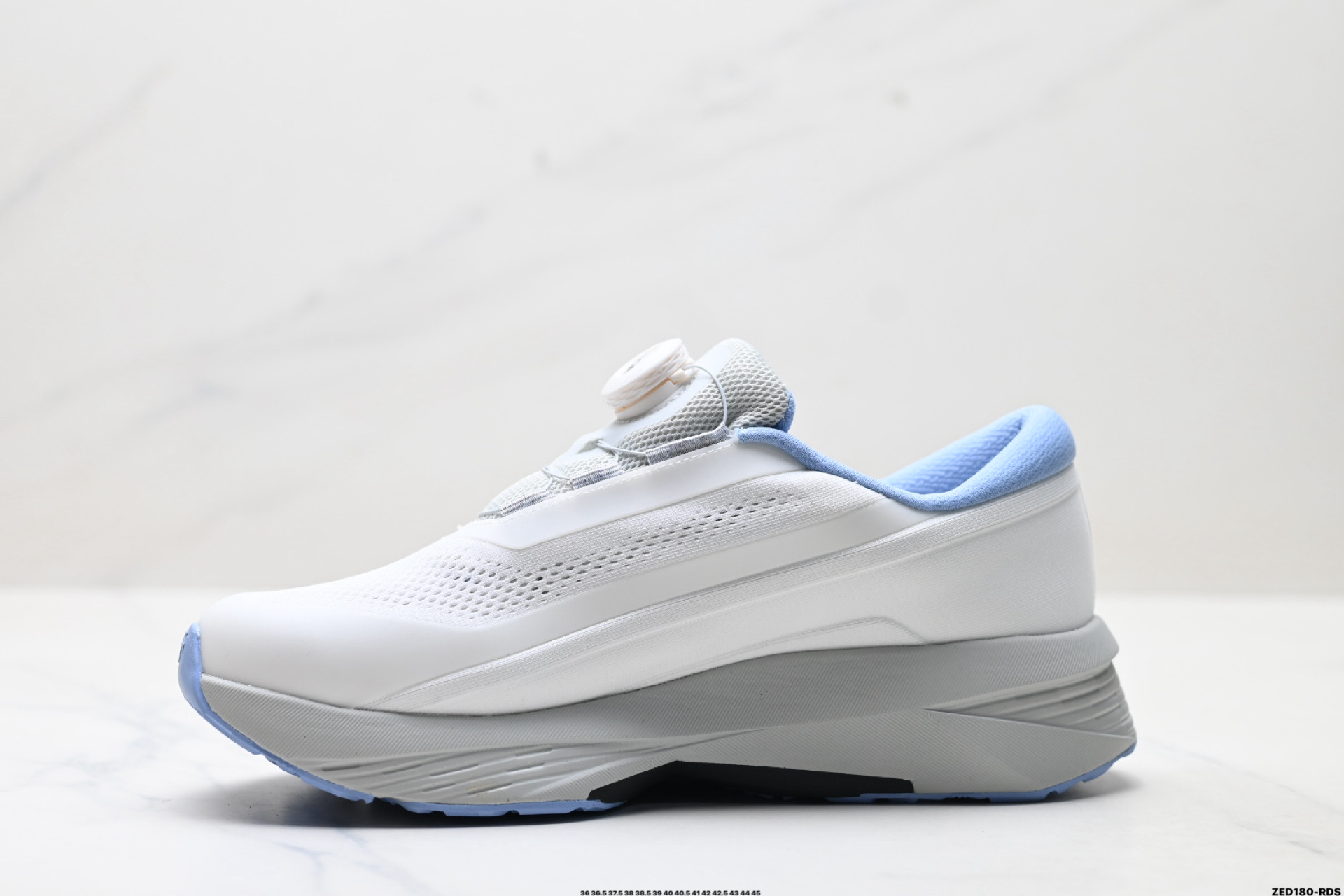 迪桑特DESCENTE LAVITATE WIRE 3.0 舒适百搭防滑耐磨 低帮 休闲跑步鞋 D5231RRN26