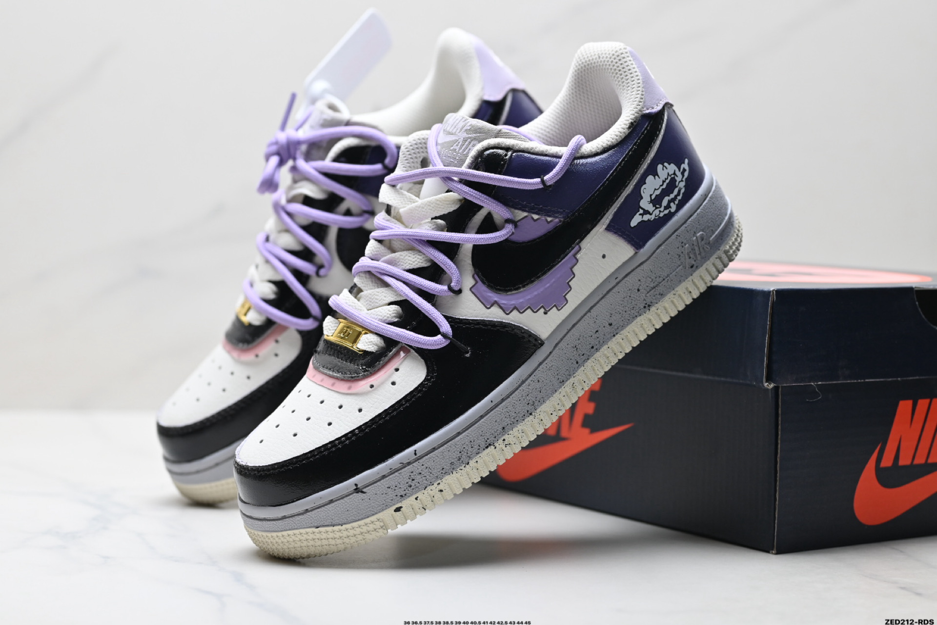 NIKE AIR FORCE 1‘07 WB CJ0304-106