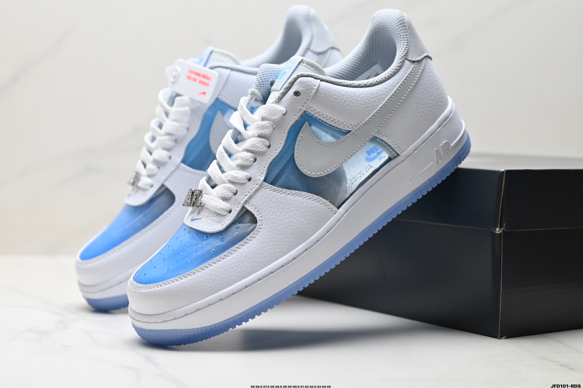 NIKE AIR FORCE 1‘07 IB5724-100
