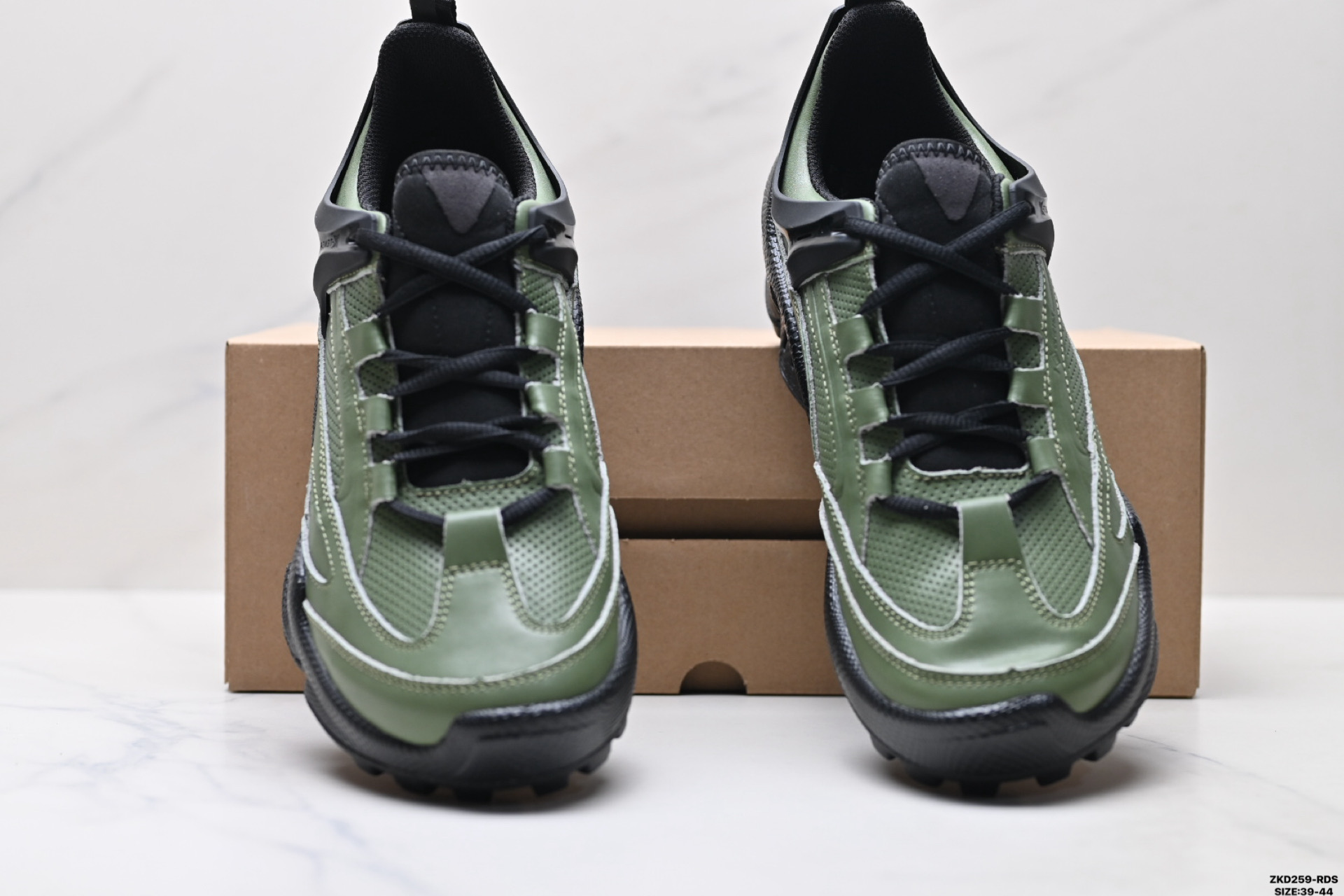 Ecco爱步 BIOM C-TRAIL系列 牛皮 圆头厚底系带 低帮 徒步鞋 803324-510