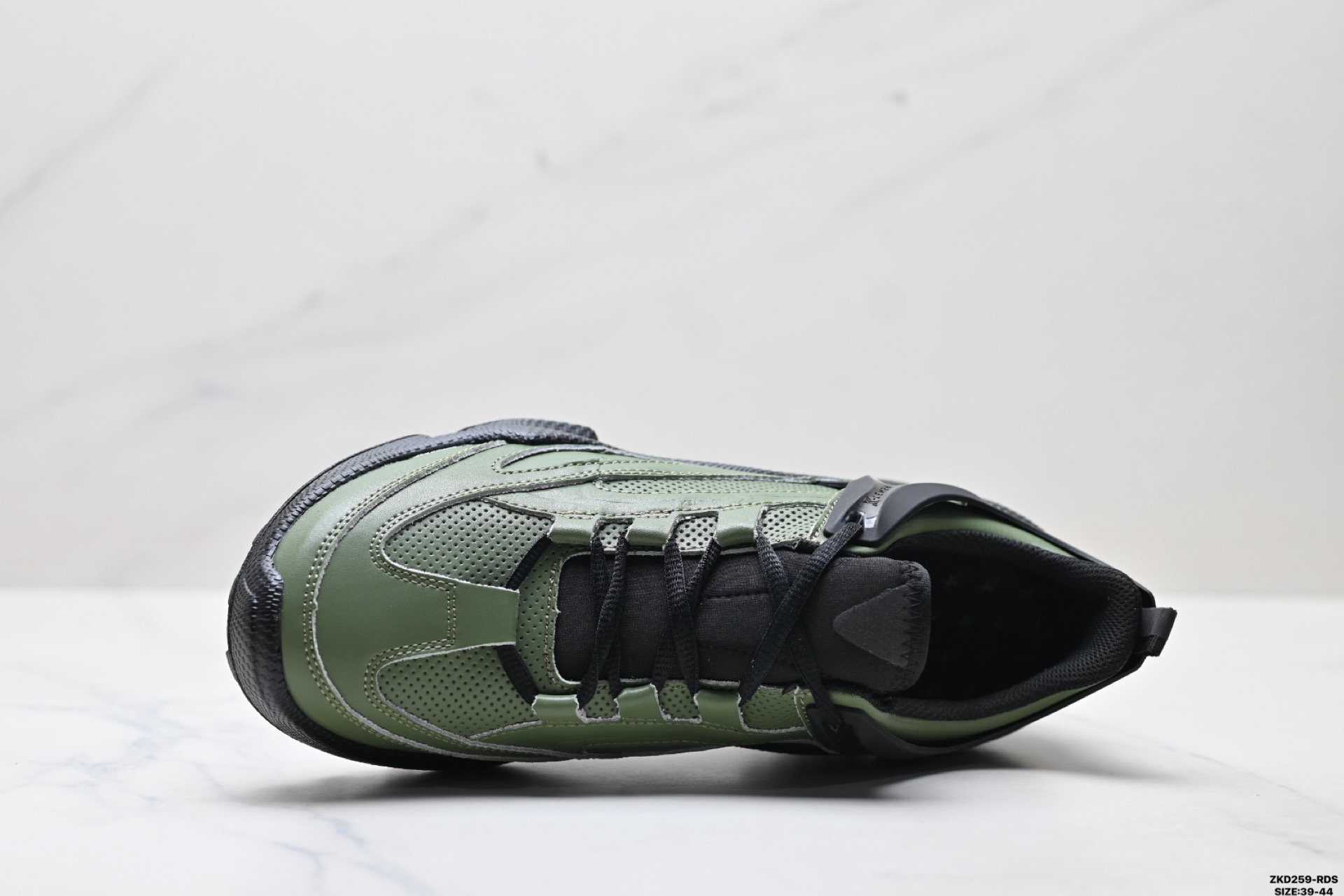 Ecco爱步 BIOM C-TRAIL系列 牛皮 圆头厚底系带 低帮 徒步鞋 803324-510