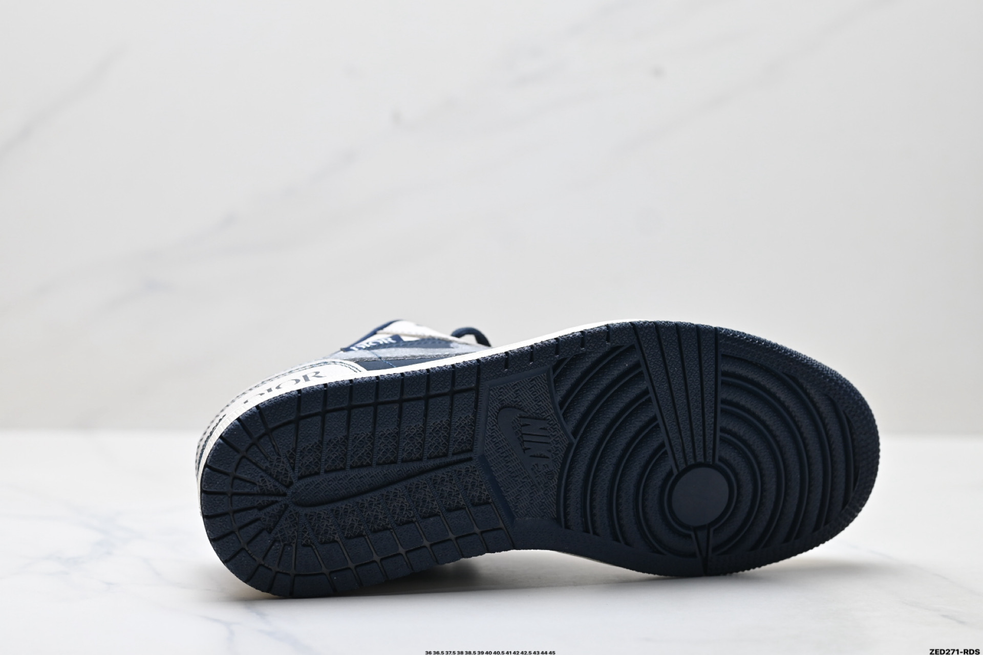 Nike Air Jordan 1 Low AJ1乔1低帮休闲板鞋 QR2025-001