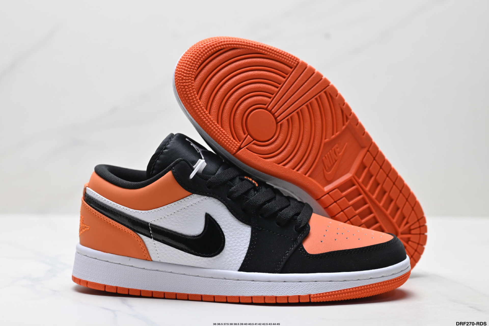 🈴💰135
真标✅Nike Air Jordan 1 Low
AJ1乔1低帮休闲板鞋 同步官方配色 
官方货号:553558-128
尺码:36 36.5 37.5 38 38.5 39 40 40.5 41 42 42.5 43 44 45
ID:DRF270-RDS