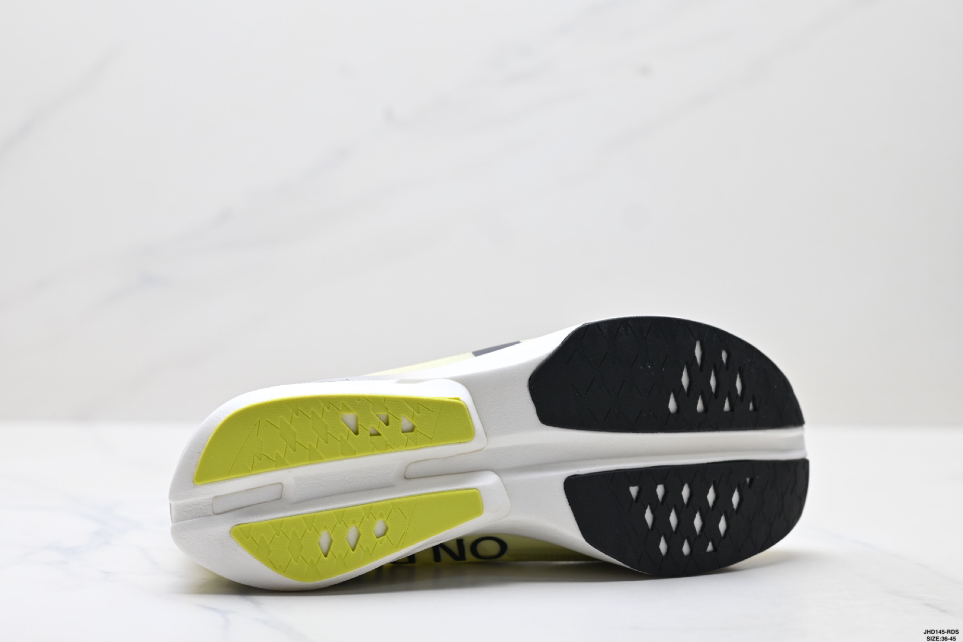 On昂跑 Cloudboom Strike Limelight 舒适耐磨透气支撑平衡 低帮 马拉松竞速跑步鞋 3ME3048