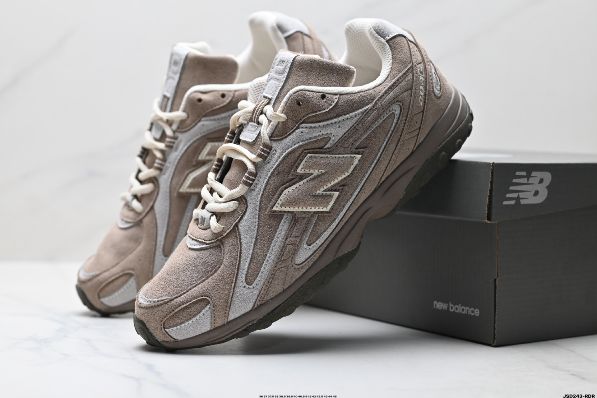 New Balance 204L系列 新百伦 薄底鞋 薄底皮质鞋带德训系 减震耐磨包裹性支撑轻便 低帮 生活休闲鞋 U204LMMA