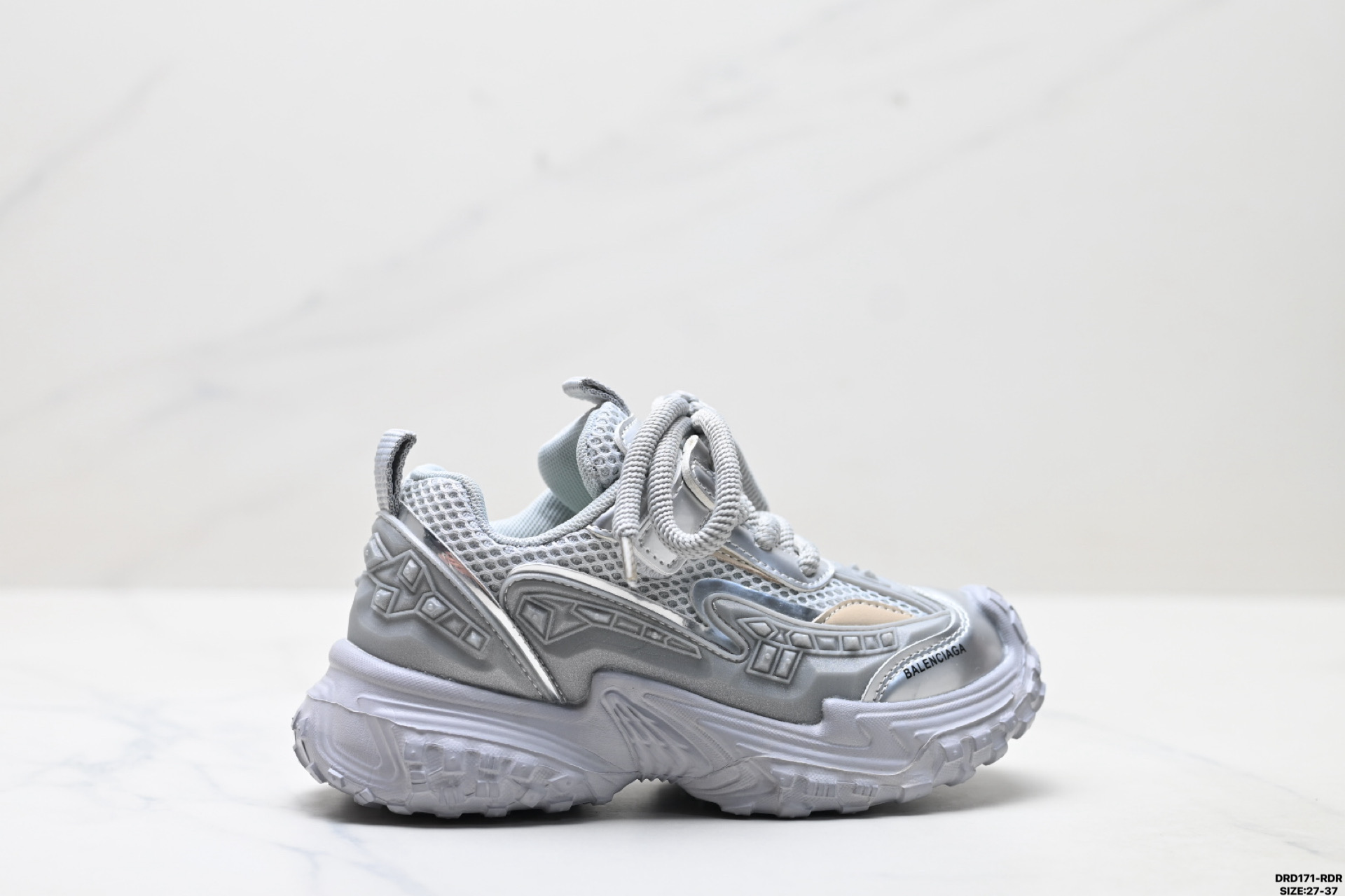 童鞋✅BALENCIAGA巴黎世家 复古时尚舒适百搭 低帮儿童休闲鞋 尺码：27-37 ID：DRD171-RDR-选品中心