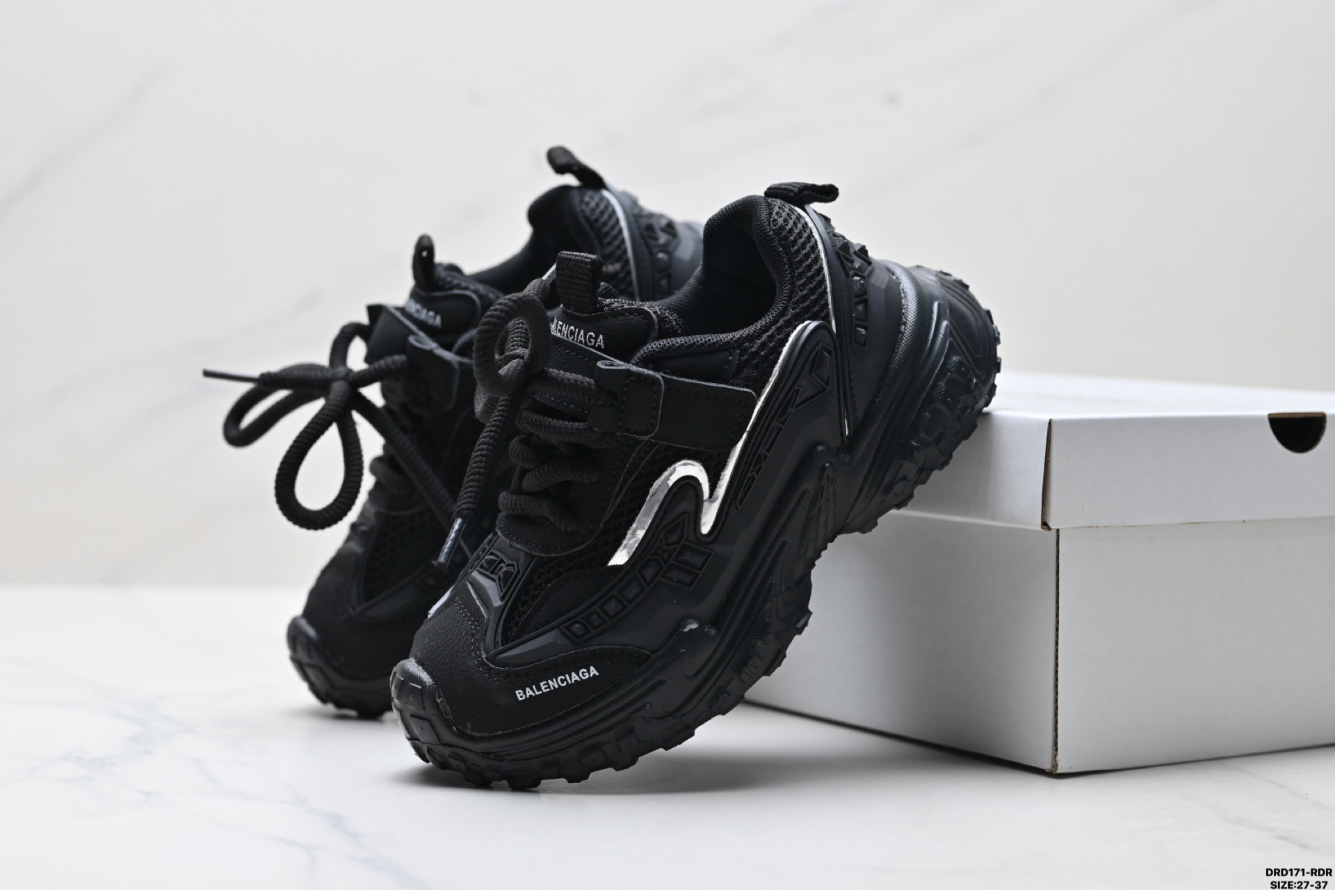图片[8]-童鞋✅BALENCIAGA巴黎世家 复古时尚舒适百搭 低帮儿童休闲鞋 尺码：27-37 ID：DRD171-RDR-选品中心