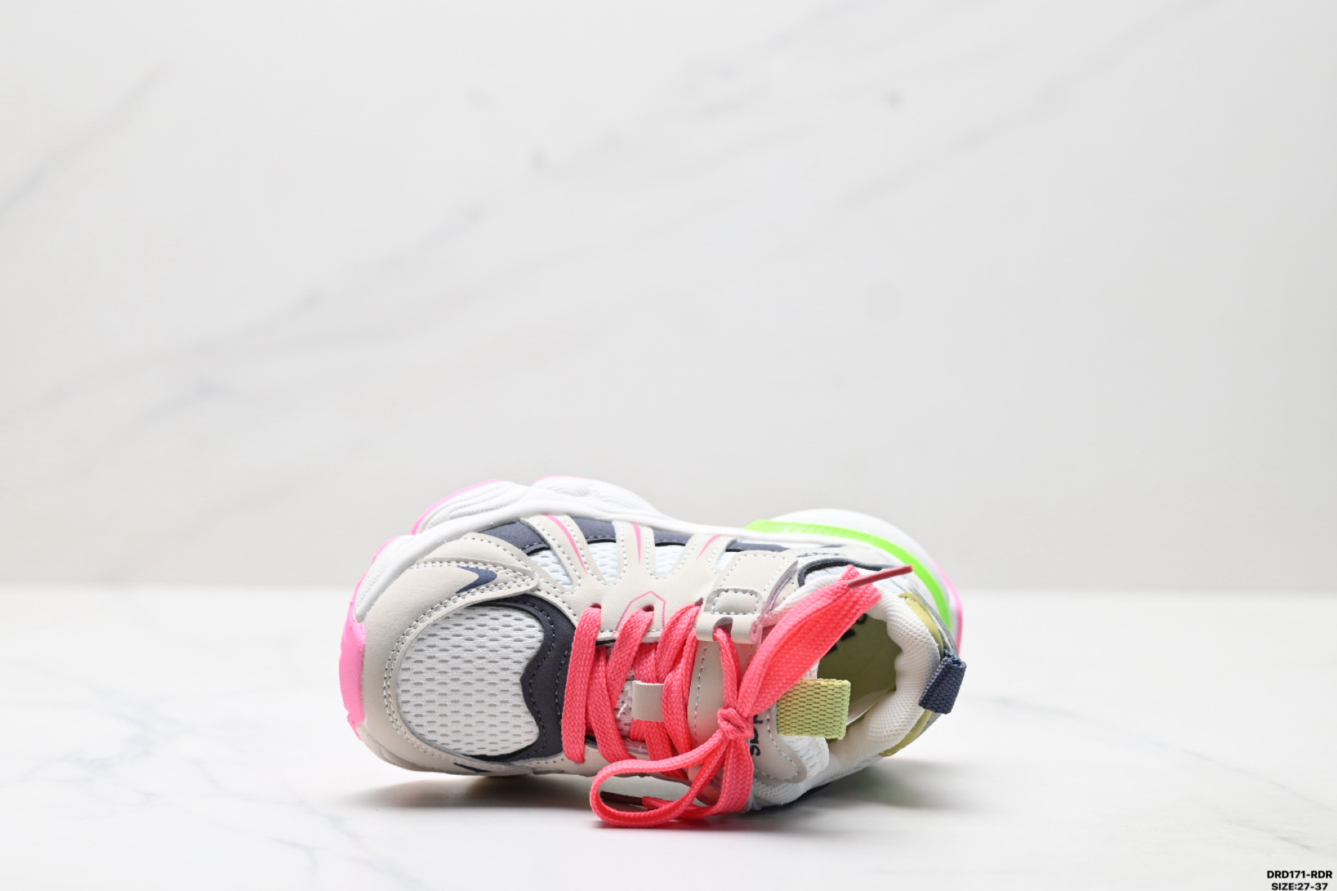 图片[2]-童鞋✅Adidas 阿迪达斯 太空革网面 时尚 百搭设计舒适 防滑透气 低帮 儿童休闲鞋 尺码：27-37 ID：DRD171-RDR-选品中心