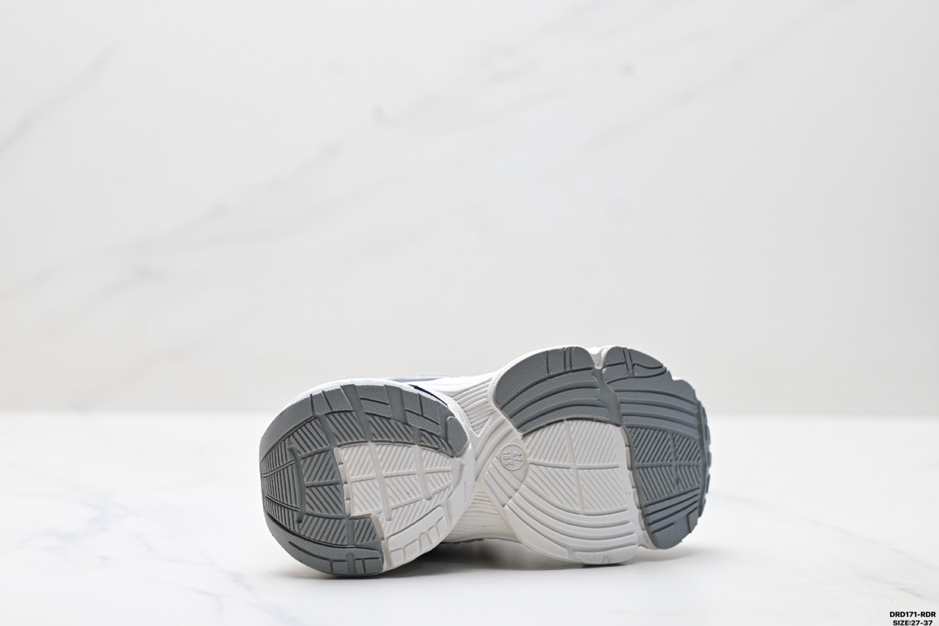 图片[9]-童鞋✅Adidas 阿迪达斯 太空革网面 时尚 百搭设计舒适 防滑透气 低帮 儿童休闲鞋 尺码：27-37 ID：DRD171-RDR-选品中心