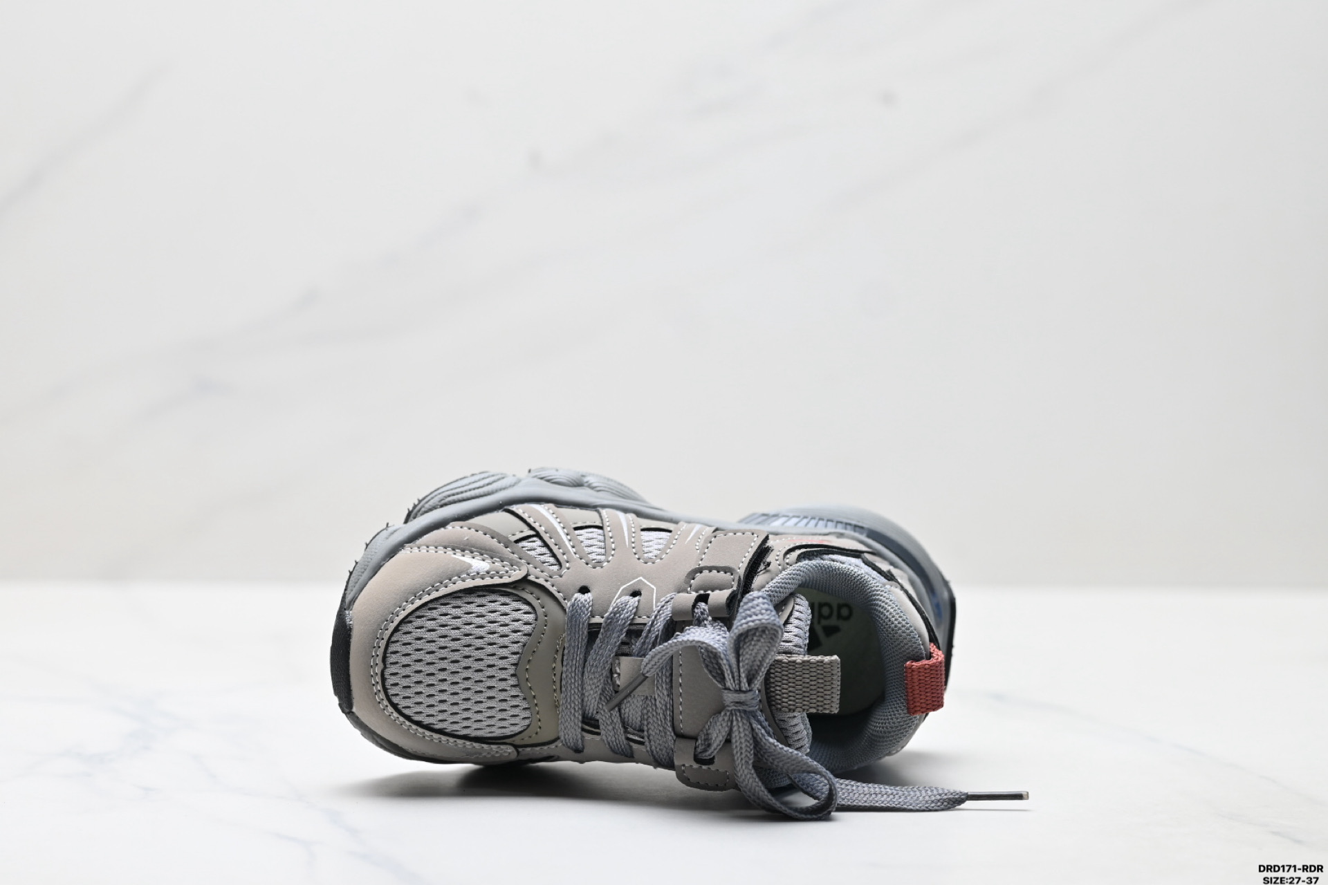 图片[2]-童鞋✅Adidas 阿迪达斯 太空革网面 时尚 百搭设计舒适 防滑透气 低帮 儿童休闲鞋 尺码：27-37 ID：DRD171-RDR-选品中心