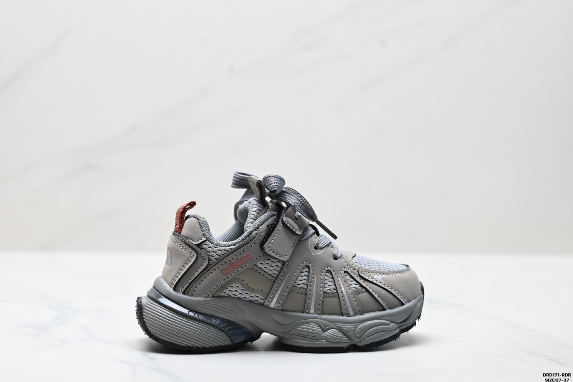 童鞋✅Adidas 阿迪达斯 太空革网面 时尚 百搭设计舒适 防滑透气 低帮 儿童休闲鞋 尺码：27-37 ID：DRD171-RDR-选品中心