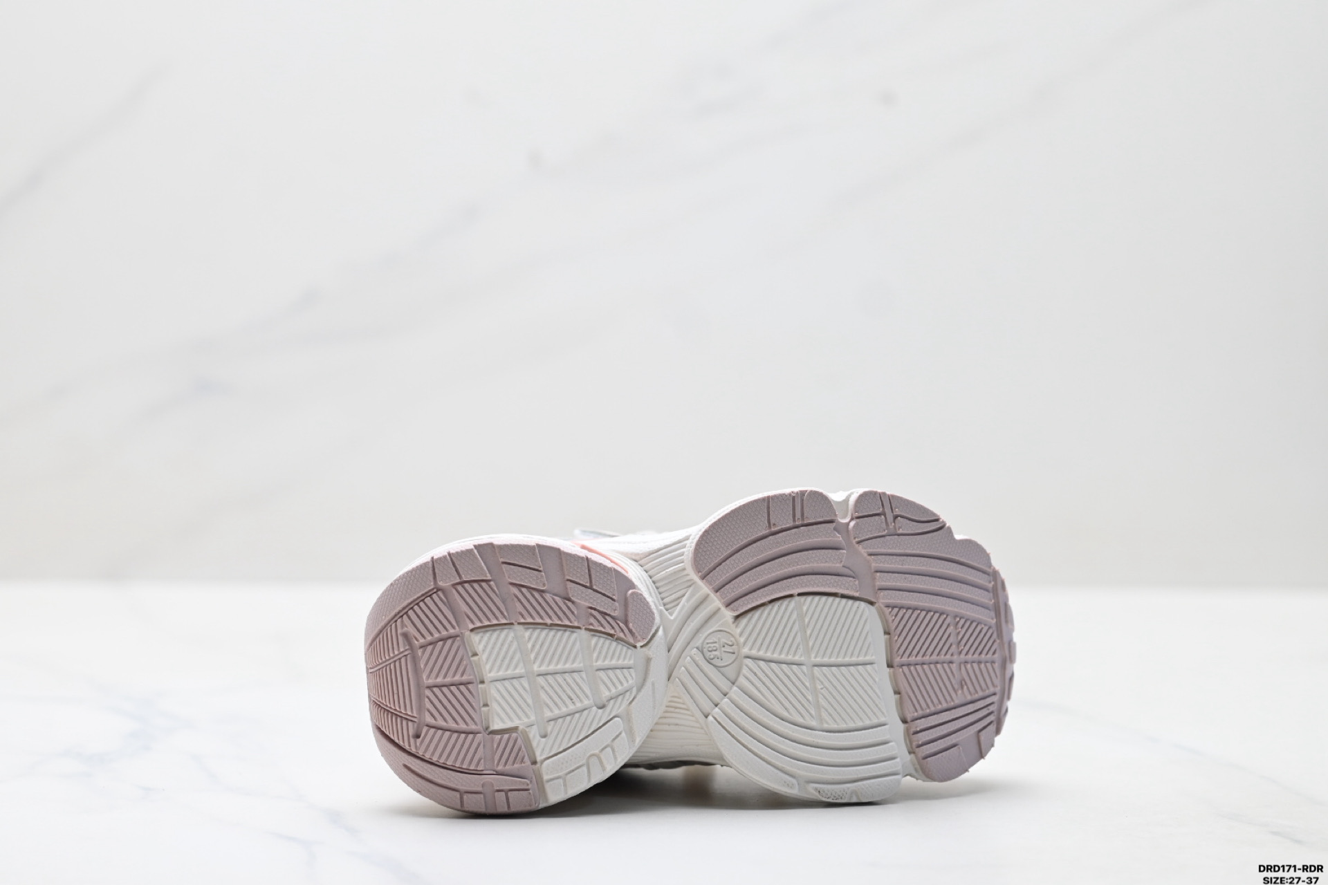 图片[9]-童鞋✅Adidas 阿迪达斯 太空革网面 时尚 百搭设计舒适 防滑透气 低帮 儿童休闲鞋 尺码：27-37 ID：DRD171-RDR-选品中心