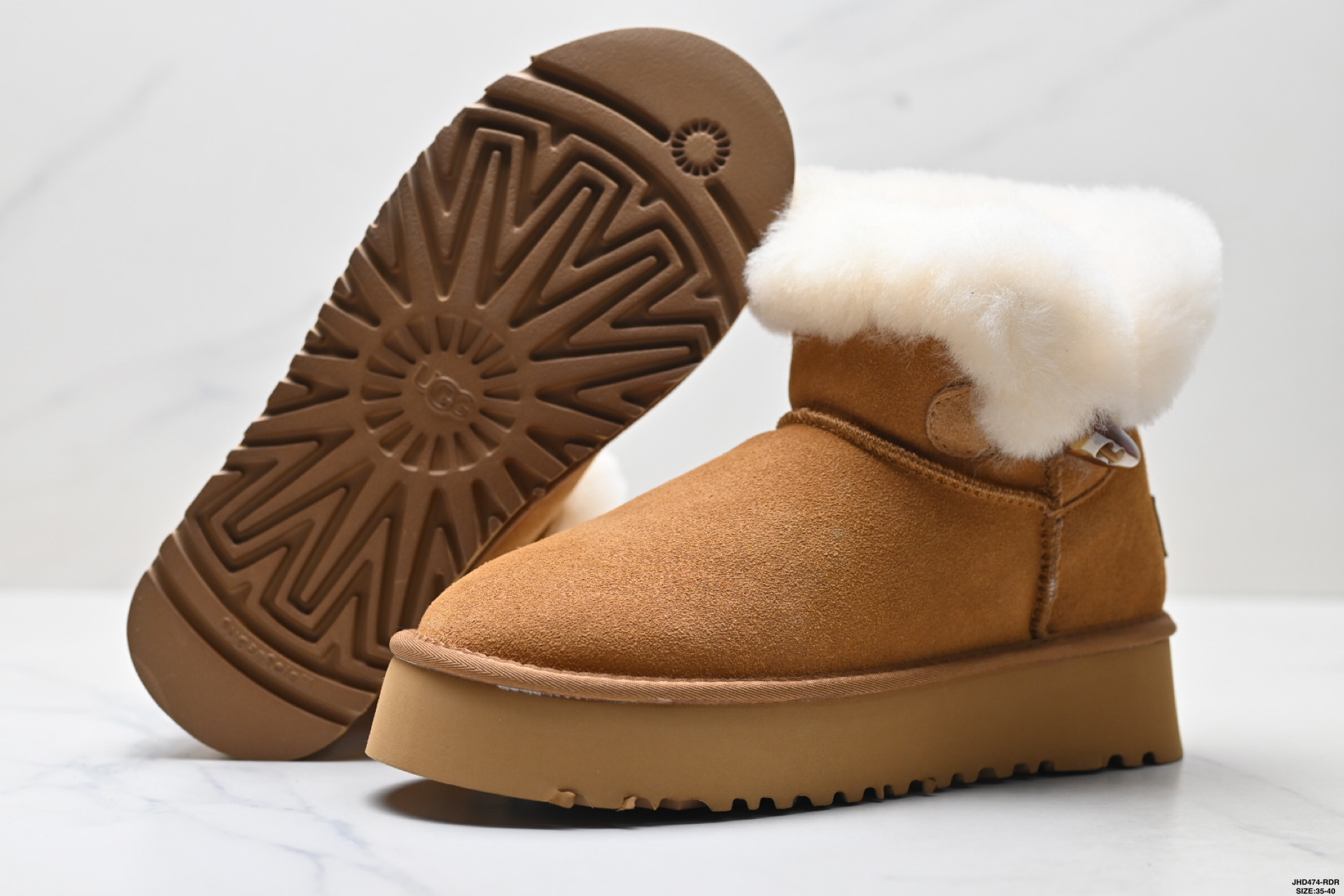 UGG厚底鞋保暖減震 加绒潮流 牛角扣 时尚百搭 短筒 雪地靴