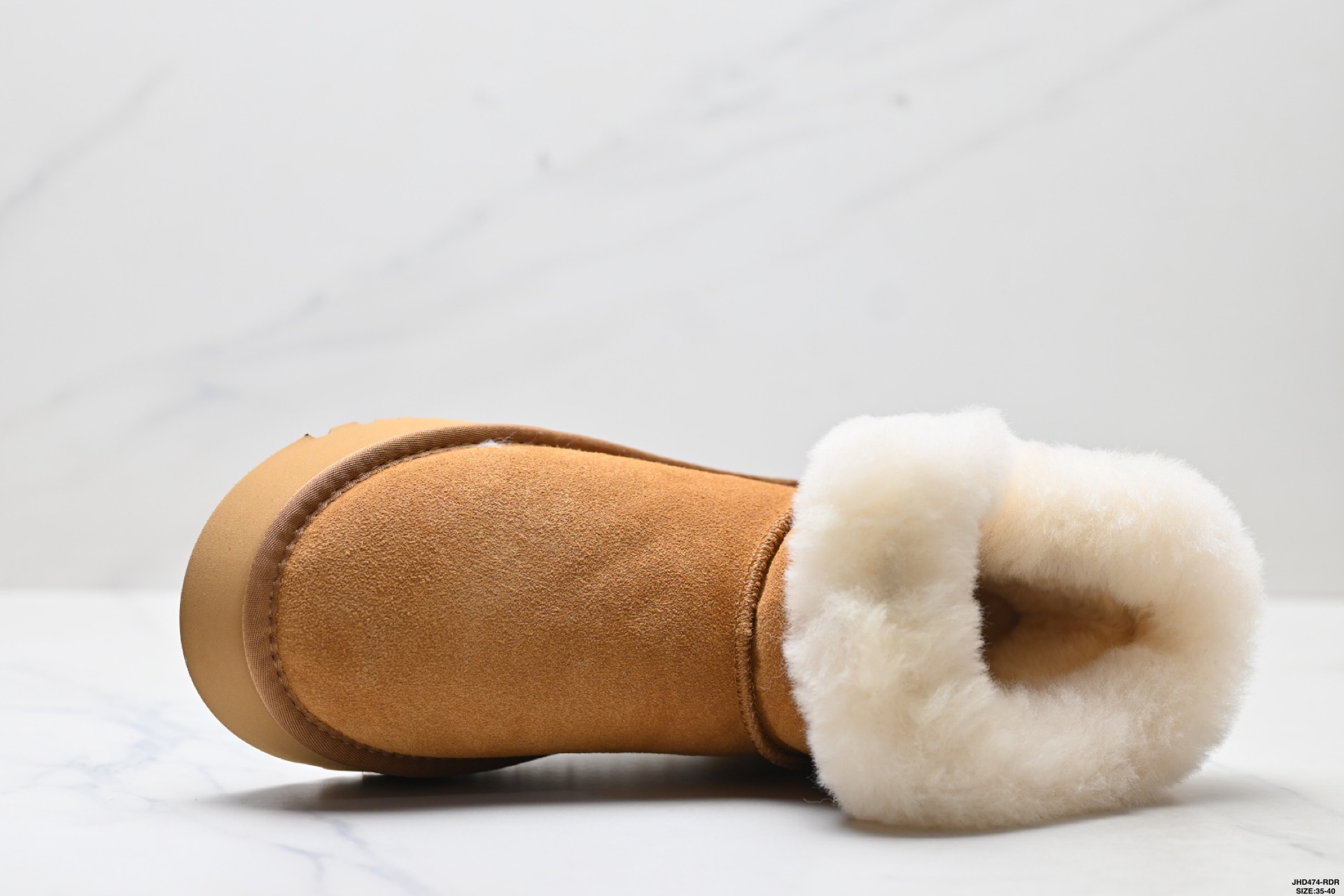 UGG厚底鞋保暖減震 加绒潮流 牛角扣 时尚百搭 短筒 雪地靴