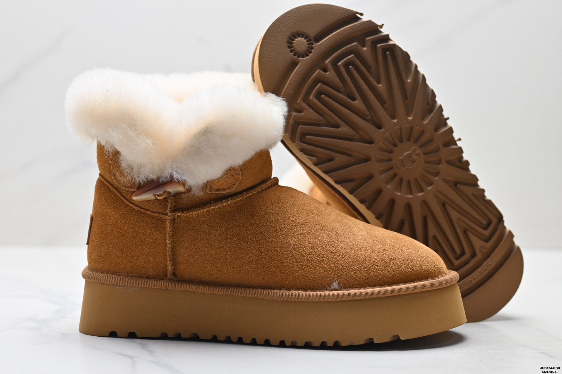 UGG厚底鞋保暖減震 加绒潮流 牛角扣 时尚百搭 短筒 雪地靴