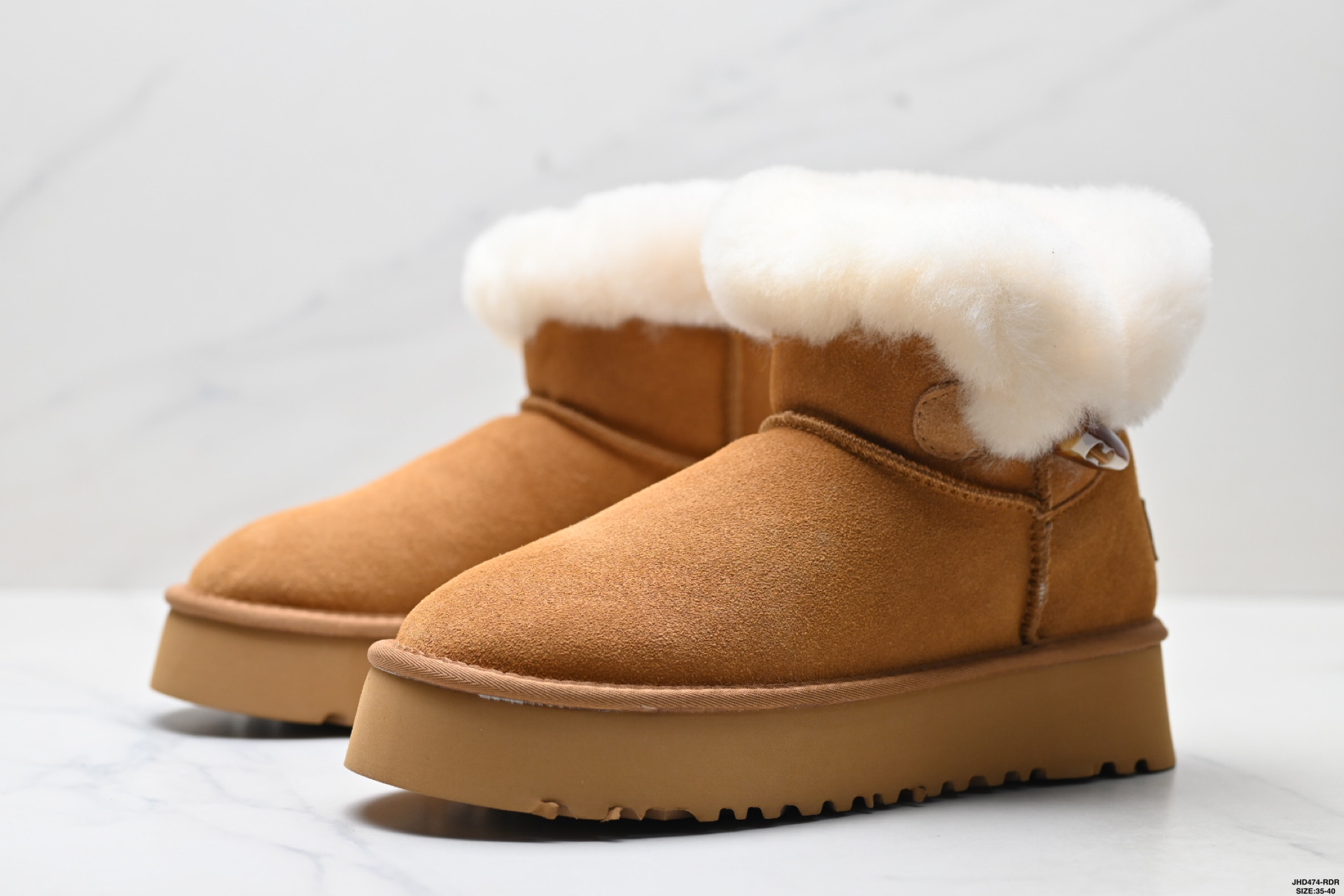 UGG厚底鞋保暖減震 加绒潮流 牛角扣 时尚百搭 短筒 雪地靴