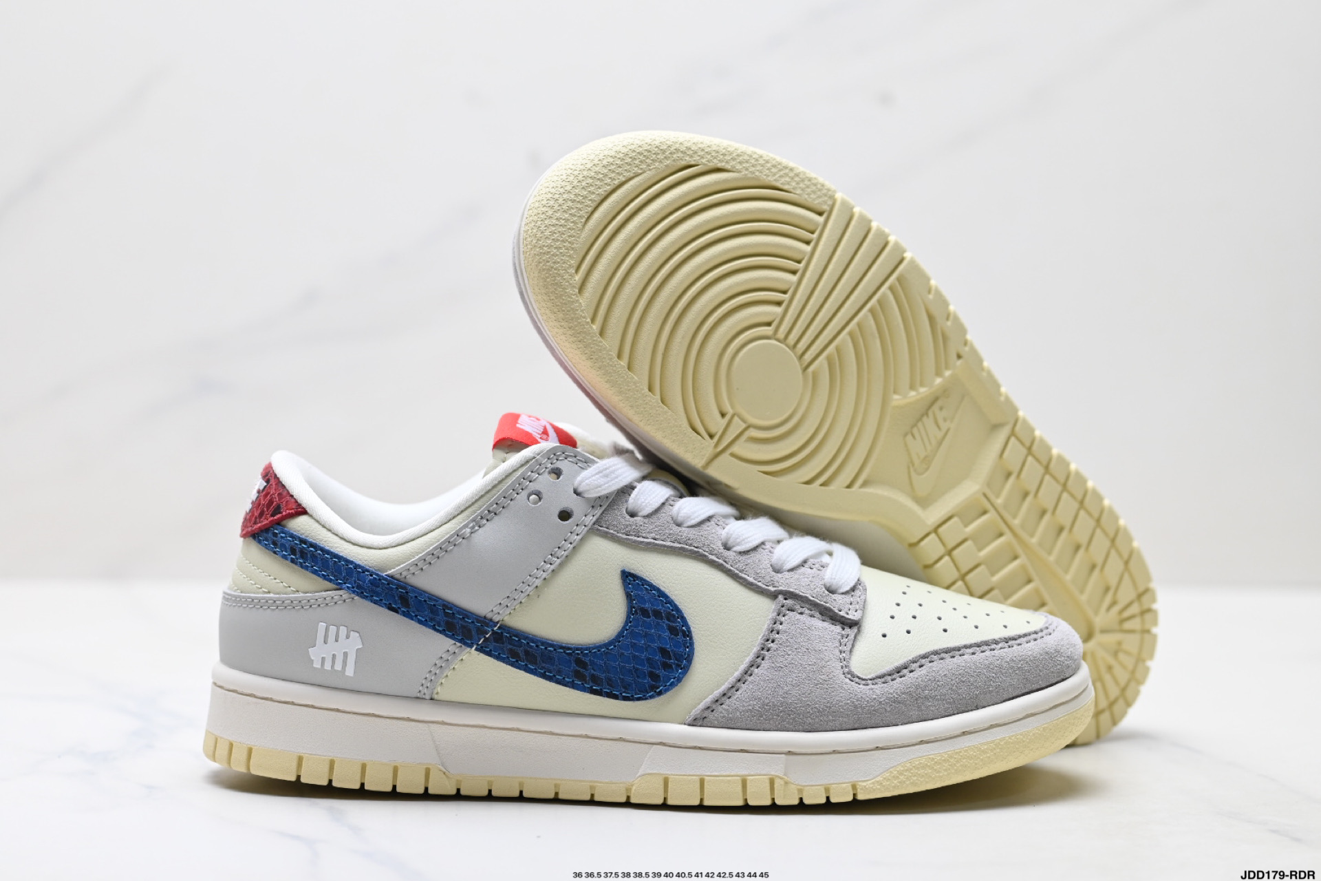 Nike Dunk Low Retro: Estilo Casual y Comodidad Premium para tu Día a Día 6 i1757350088380 956 0 4