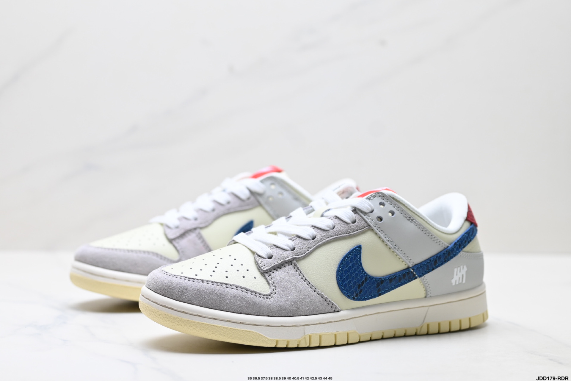 Nike Dunk Low Retro: Estilo Casual y Comodidad Premium para tu Día a Día 5 i1757350088704 4542 0 3