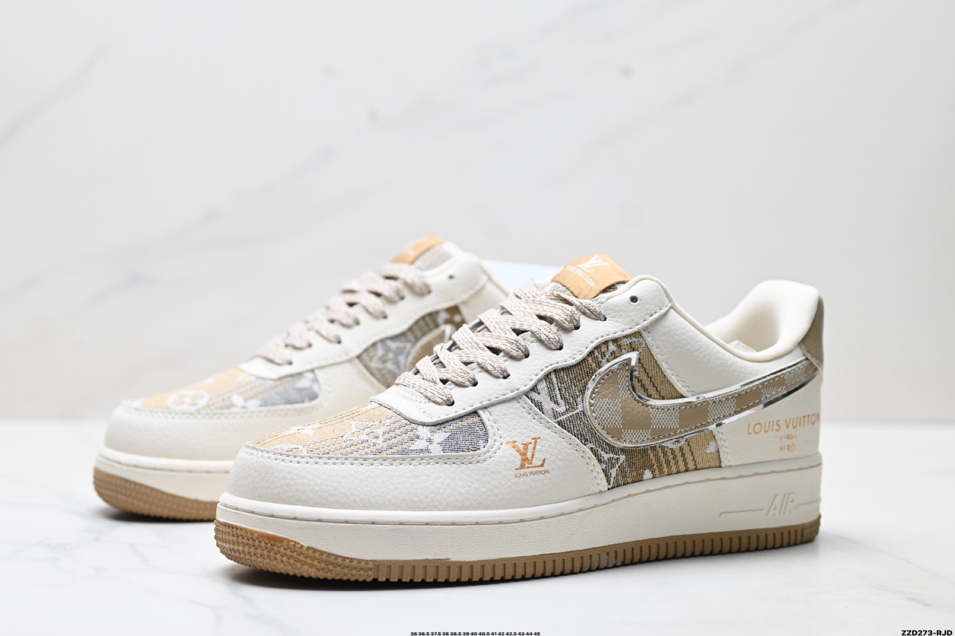 NIKE AIR FORCE 1‘07 LV8 XL1979-107