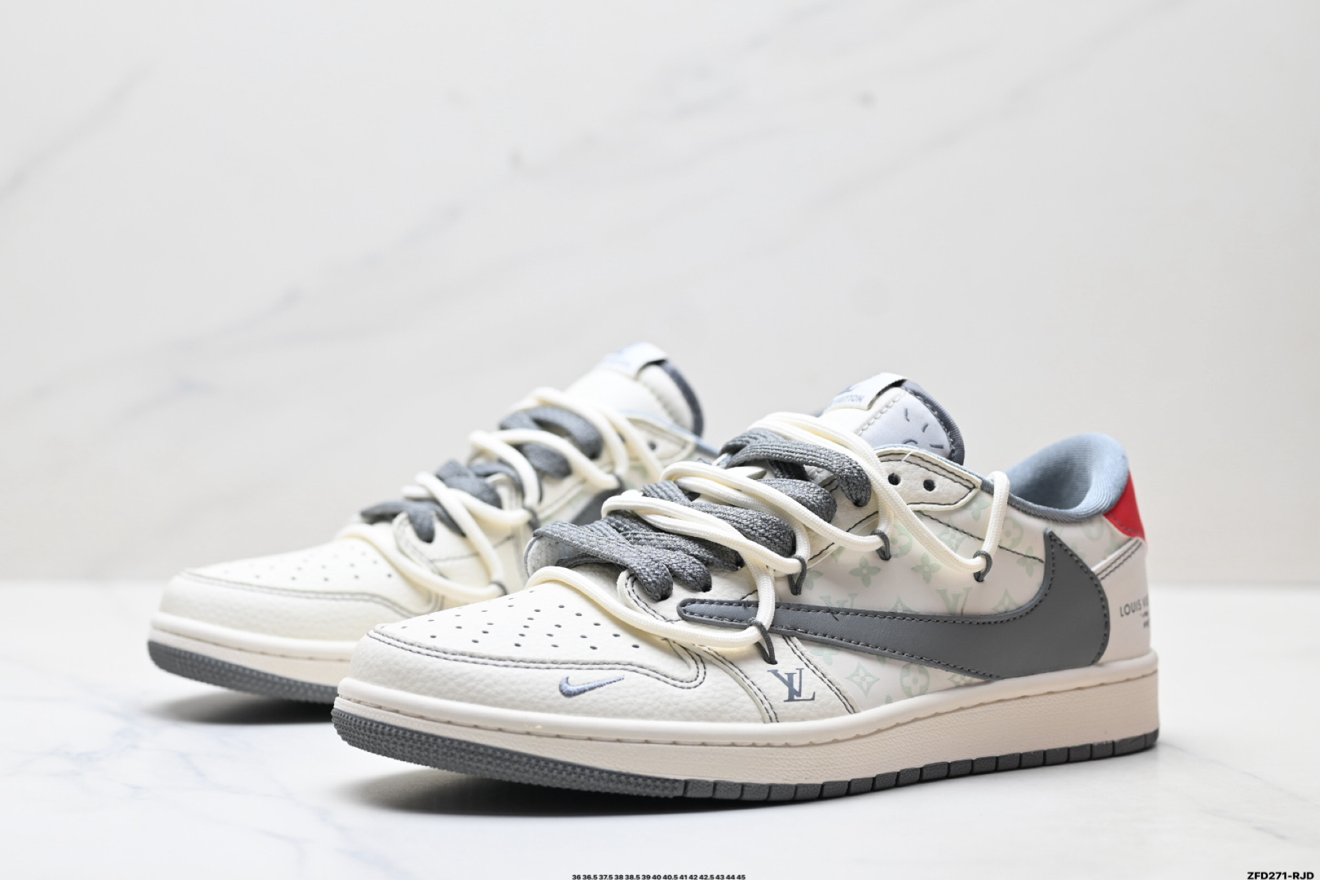 Nike Air Jordan 1 x Travis Scott AJ1倒勾 乔一倒钩 ‘DIY’定制 耐克 低帮文化篮球鞋 HT5088-605