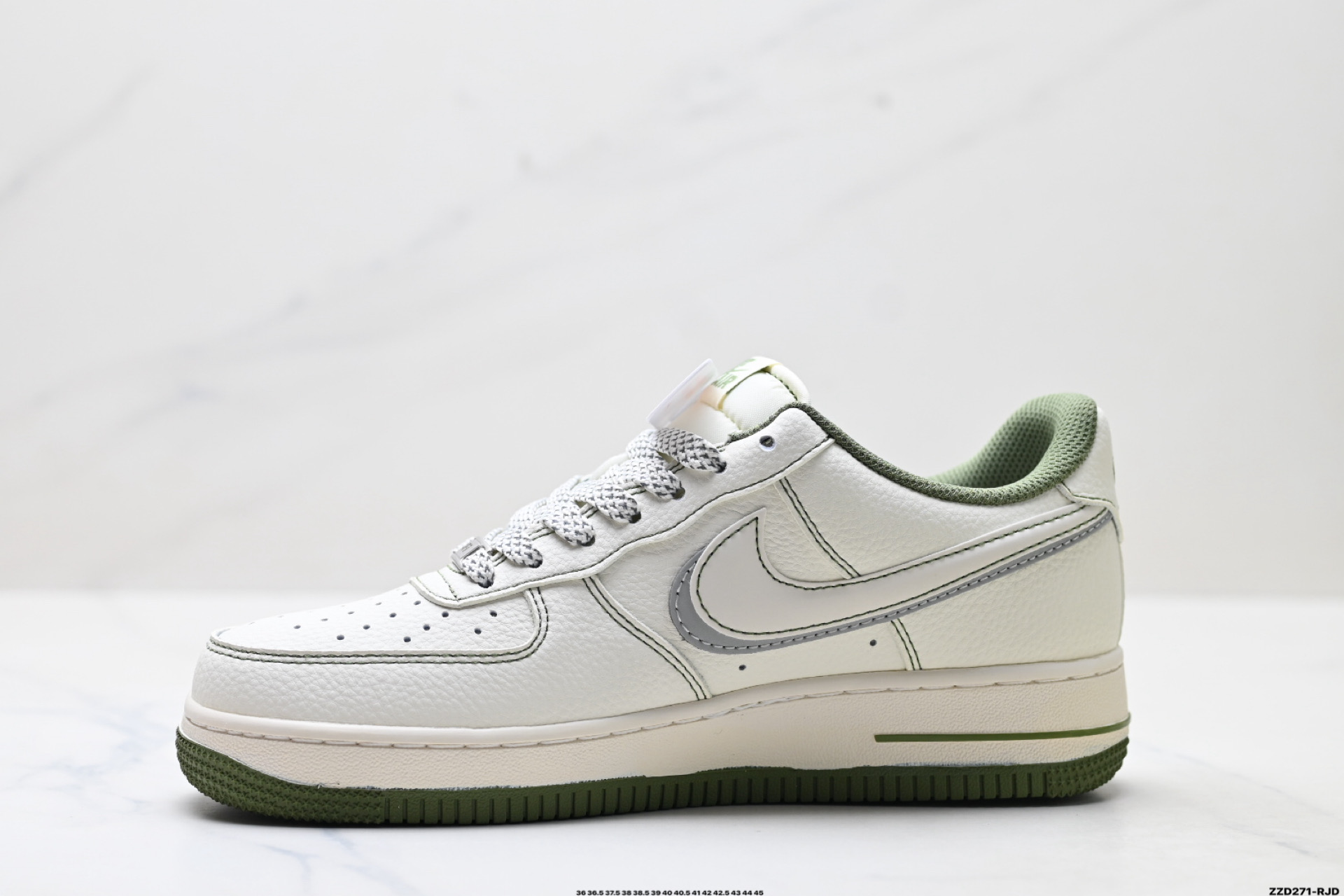 NIKE AIR FORCE 1‘07 LV8 JP8068-003