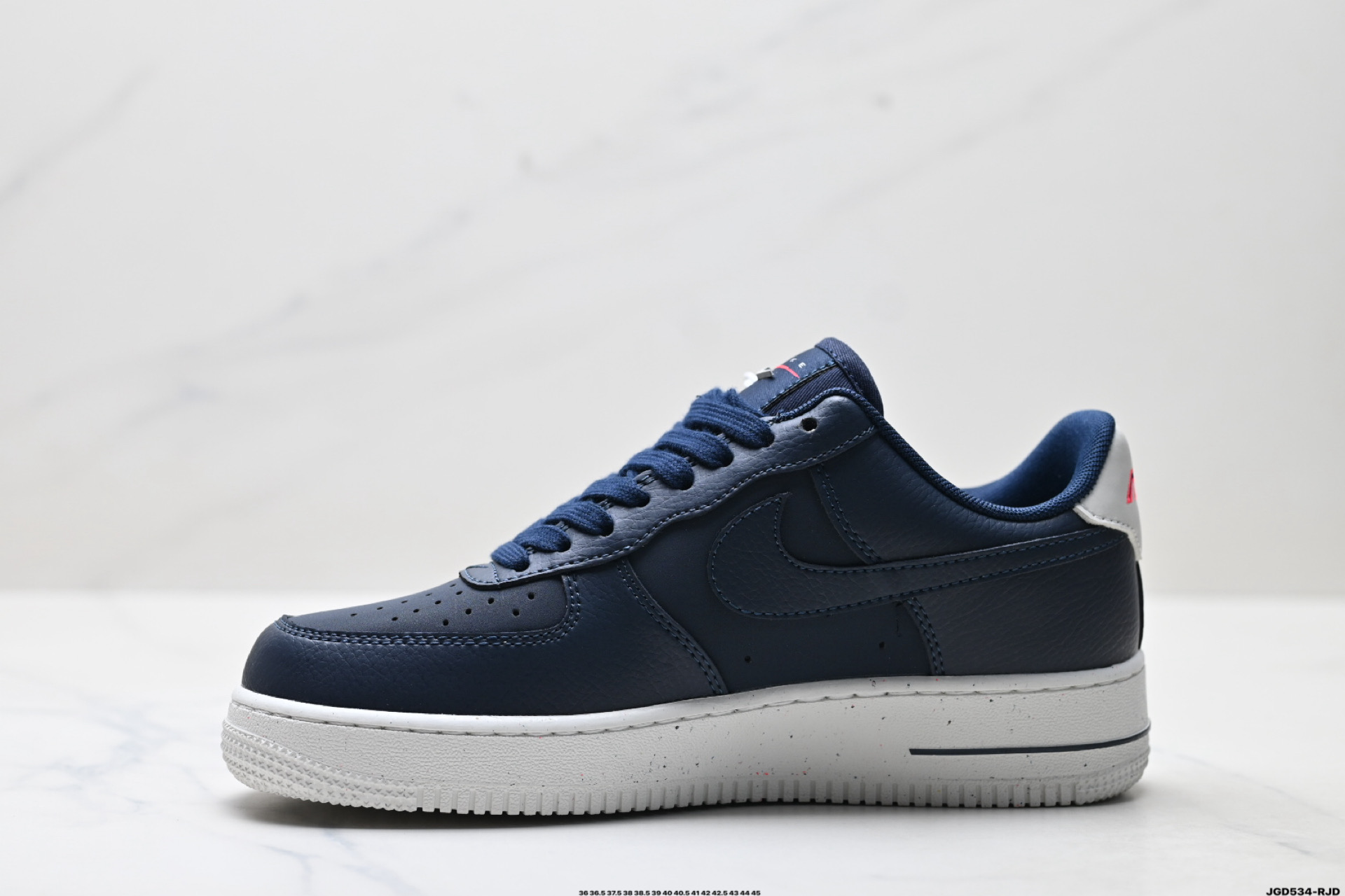 NIKE AIR FORCE 1‘07 LX DZ2708-100