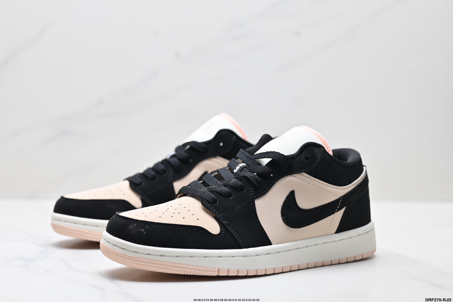 💰135
真标✅Nike Air Jordan 1 Low
AJ1乔1低帮休闲板鞋 同步官方配色 
官方货号:DC0774-200
尺码:36 36.5 37.5 38 38.5 39 40 40.5 41 42 42.5 43 44 45
ID:DRF270-RJD