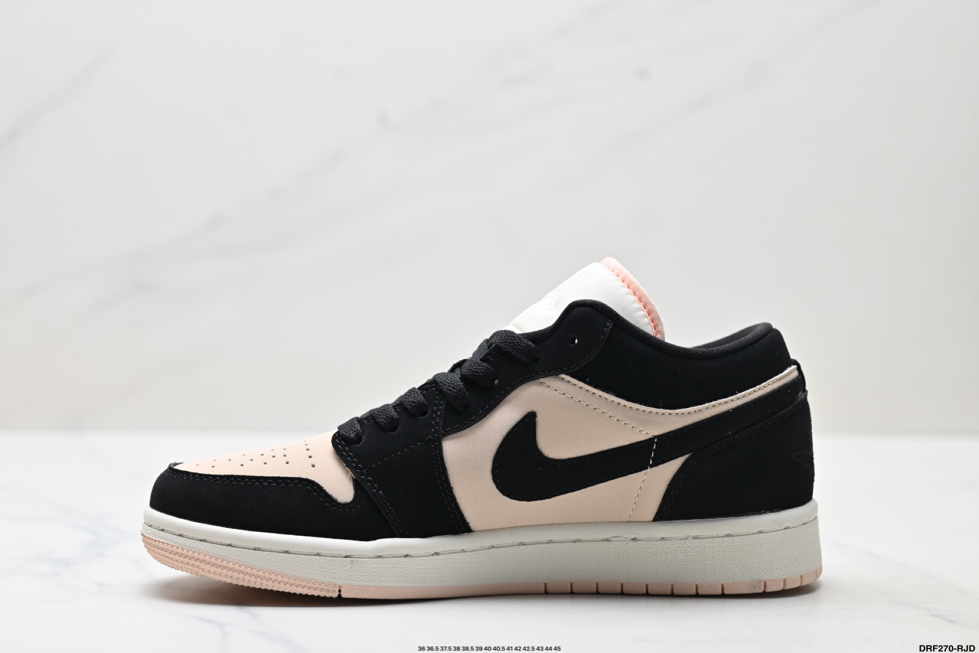 💰135
真标✅Nike Air Jordan 1 Low
AJ1乔1低帮休闲板鞋 同步官方配色 
官方货号:DC0774-200
尺码:36 36.5 37.5 38 38.5 39 40 40.5 41 42 42.5 43 44 45
ID:DRF270-RJD