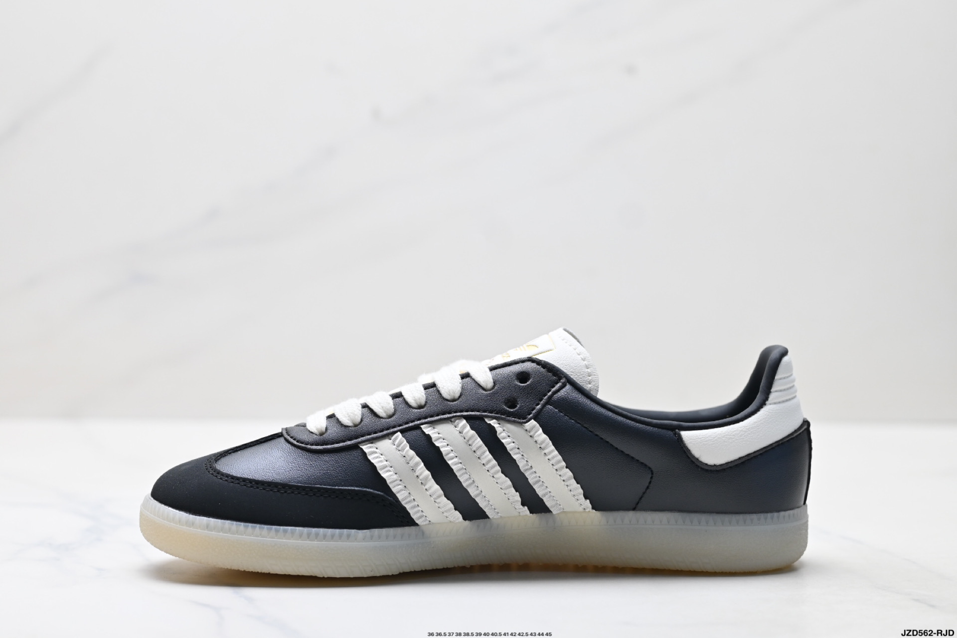 Adidas Originals Samba OG 桑巴舞系列 阿迪达斯 三叶草 绅士德训足球风百搭低帮休闲运动板鞋 JR8841
