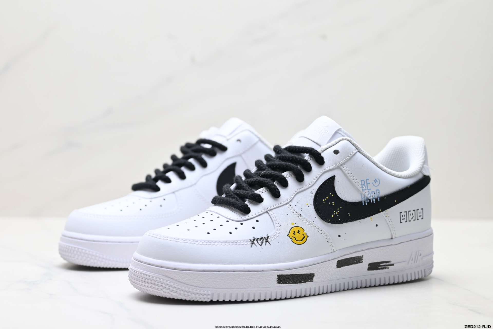 NIKE AIR FORCE 1‘07 WB ZH0316-104