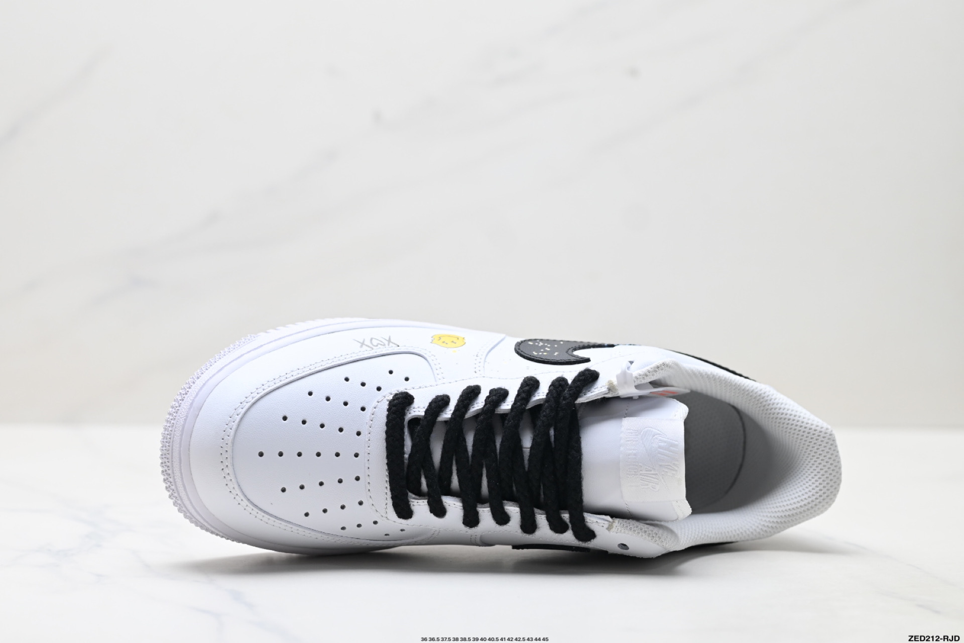 NIKE AIR FORCE 1‘07 WB ZH0316-104