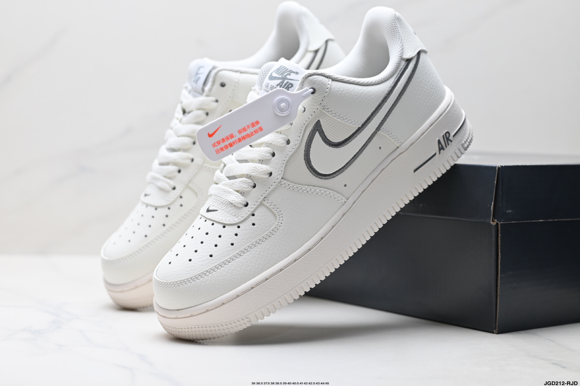 NIKE AIR FORCE 1‘07 WB IB7677-101