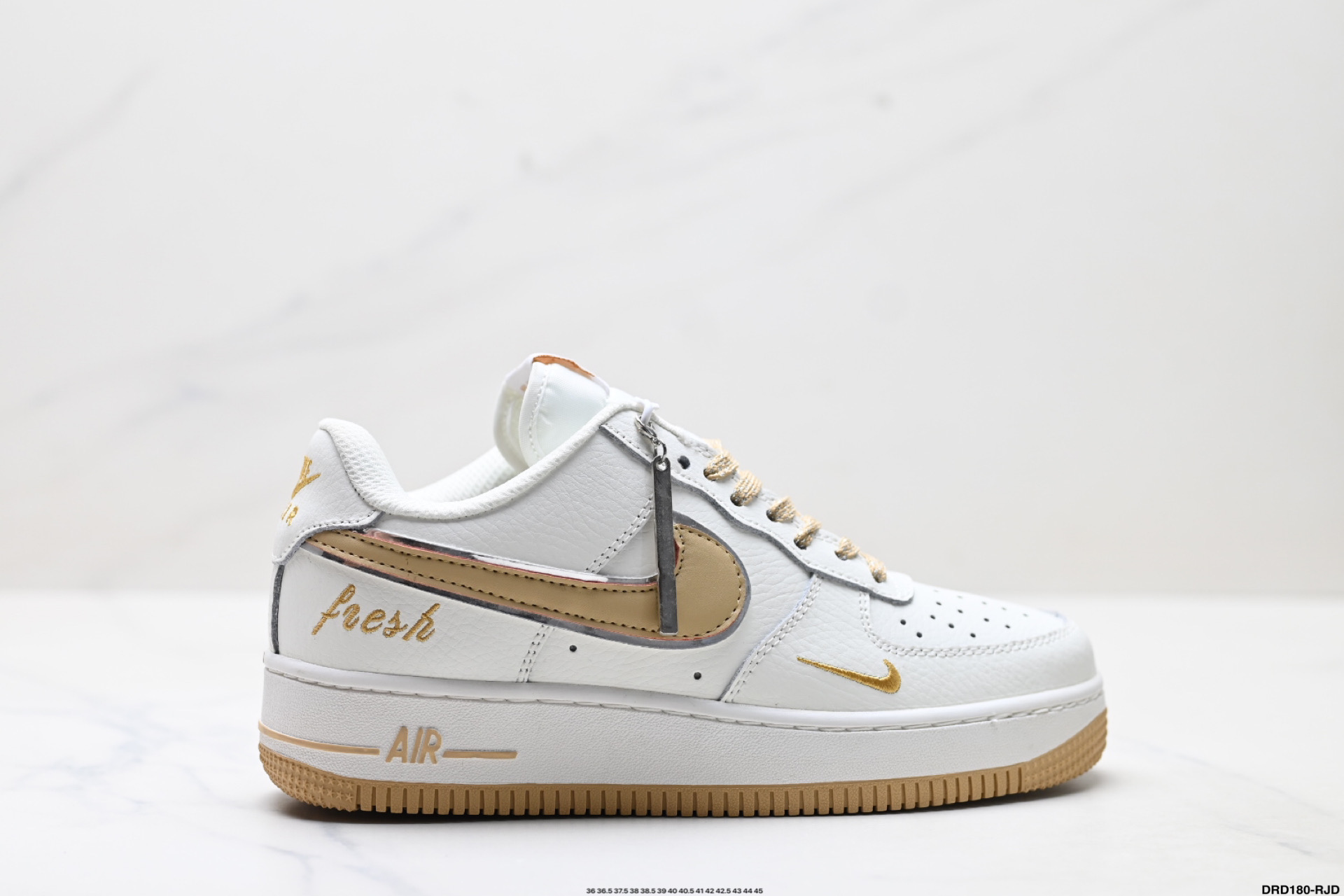 Nike Air Force 1 ’07: Zapatillas de Baloncesto Casuales en Blanco y Azul