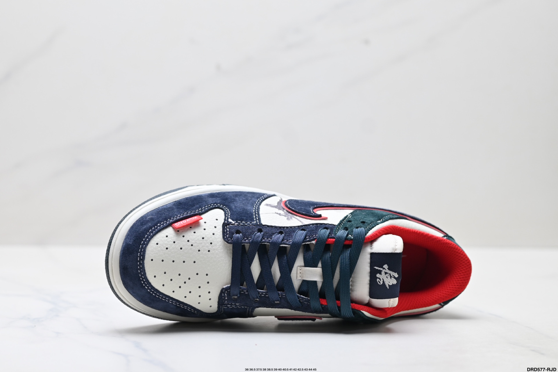 Nike Dunk Low Retro 'Wukong' Edición Limitada para Hombre y Mujer 3 i1757434809110 9800 0 1