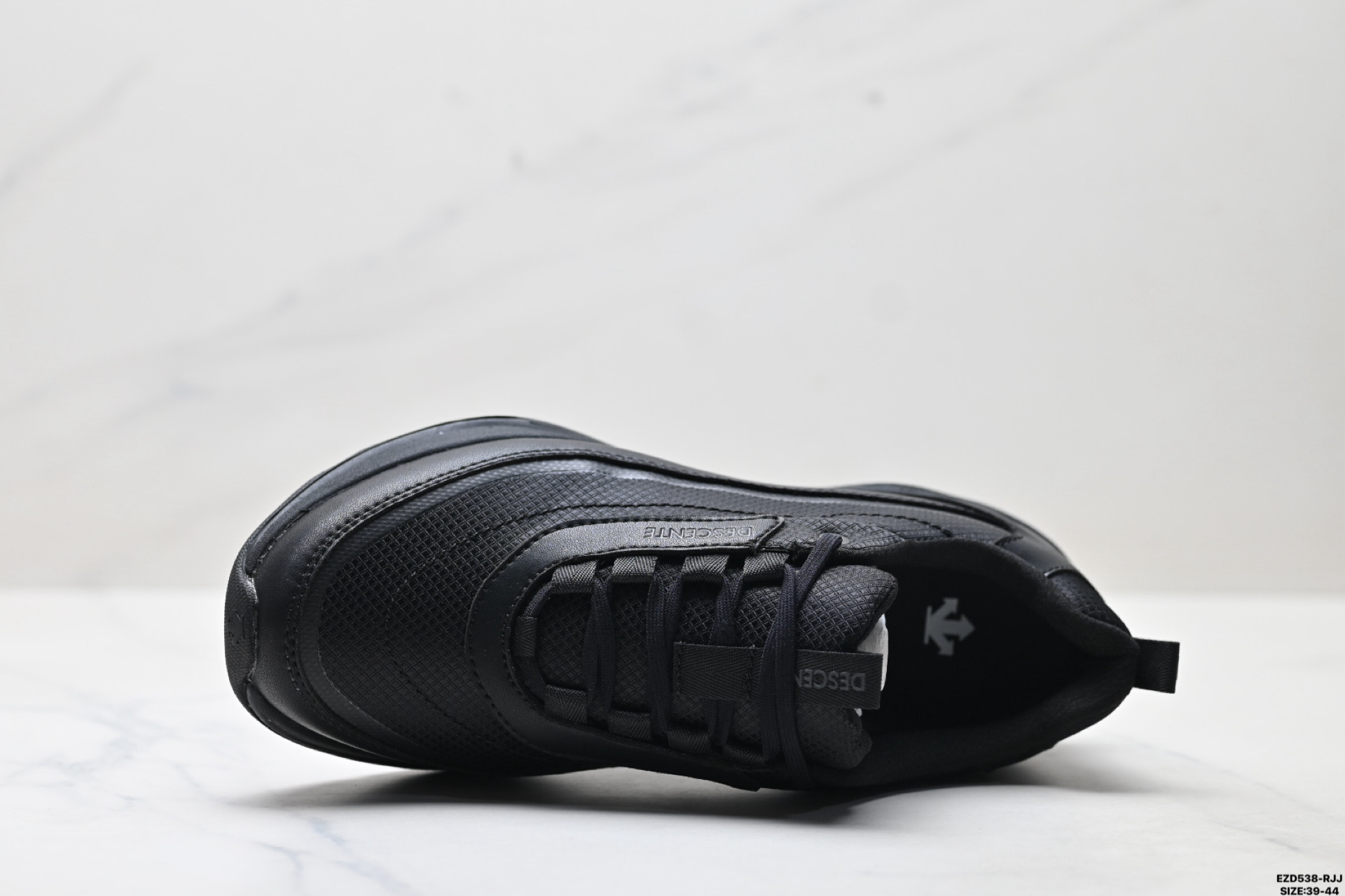 纯原迪桑特DESCENTE ENERZITE LAVITATE 2.0 KNIT 时尚防滑 低帮跑步鞋 D4431RRN23