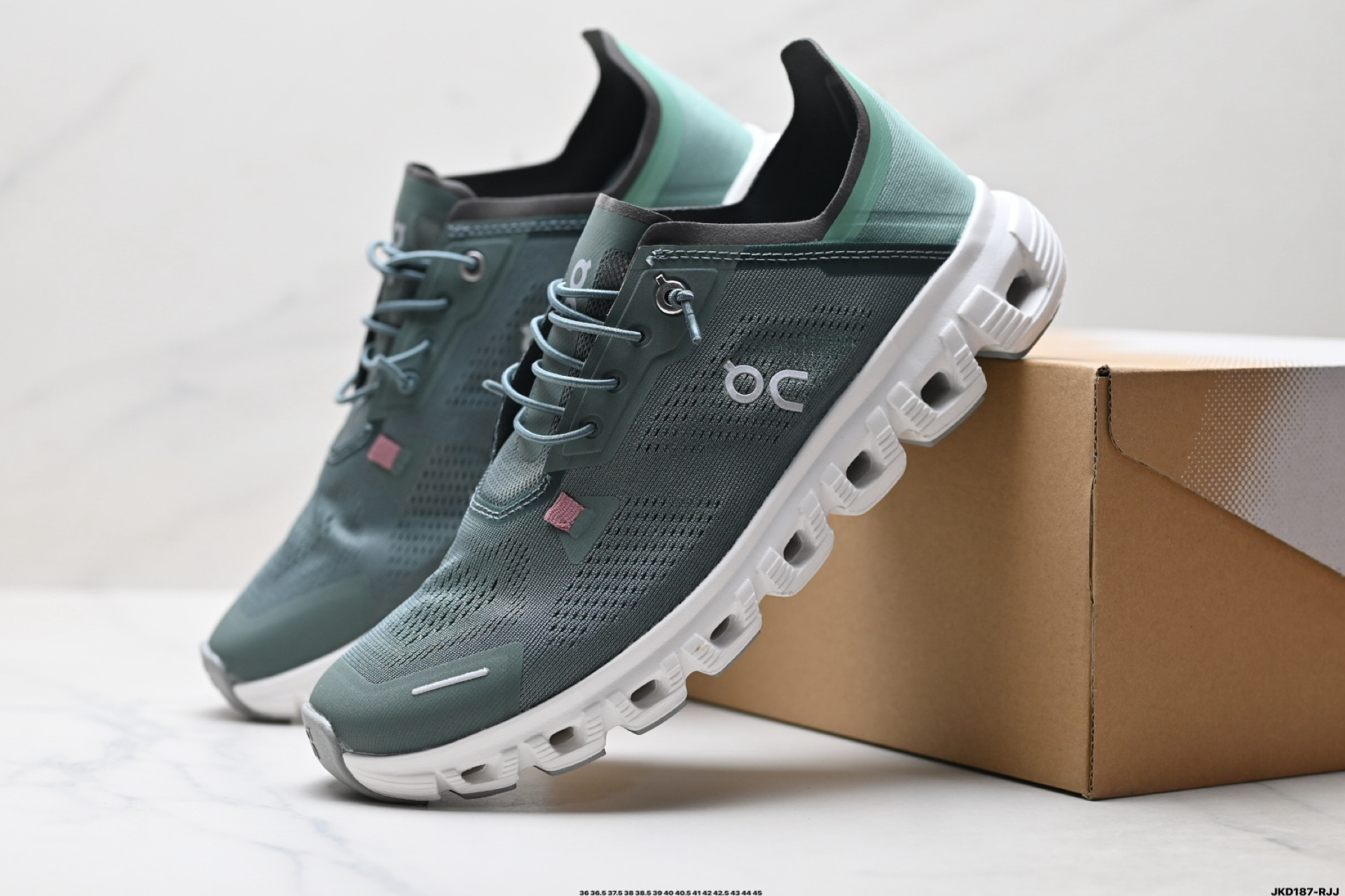 On昂跑 Cloud 6 Coast 轻量运动休闲鞋 轻量透气的工程网格结合环保人造麂皮