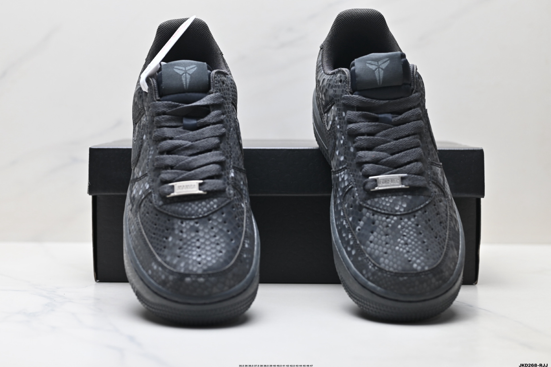 耐克Nike AIR FORCE 1‘07 空军一号低帮百搭休闲运动板鞋 IB0018-004