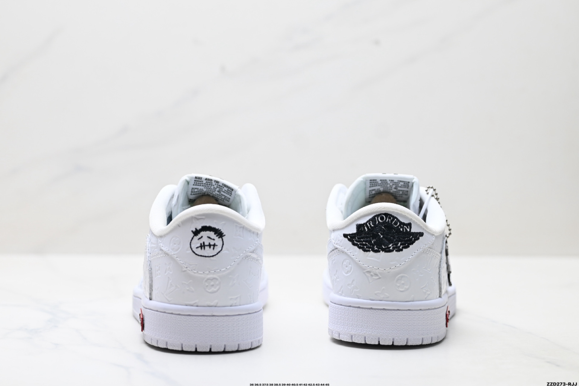 Nike Air Jordan 1 x Travis Scott AJ1倒勾 乔一倒钩 ‘DIY’定制 耐克 低帮文化篮球鞋 XS2025-076