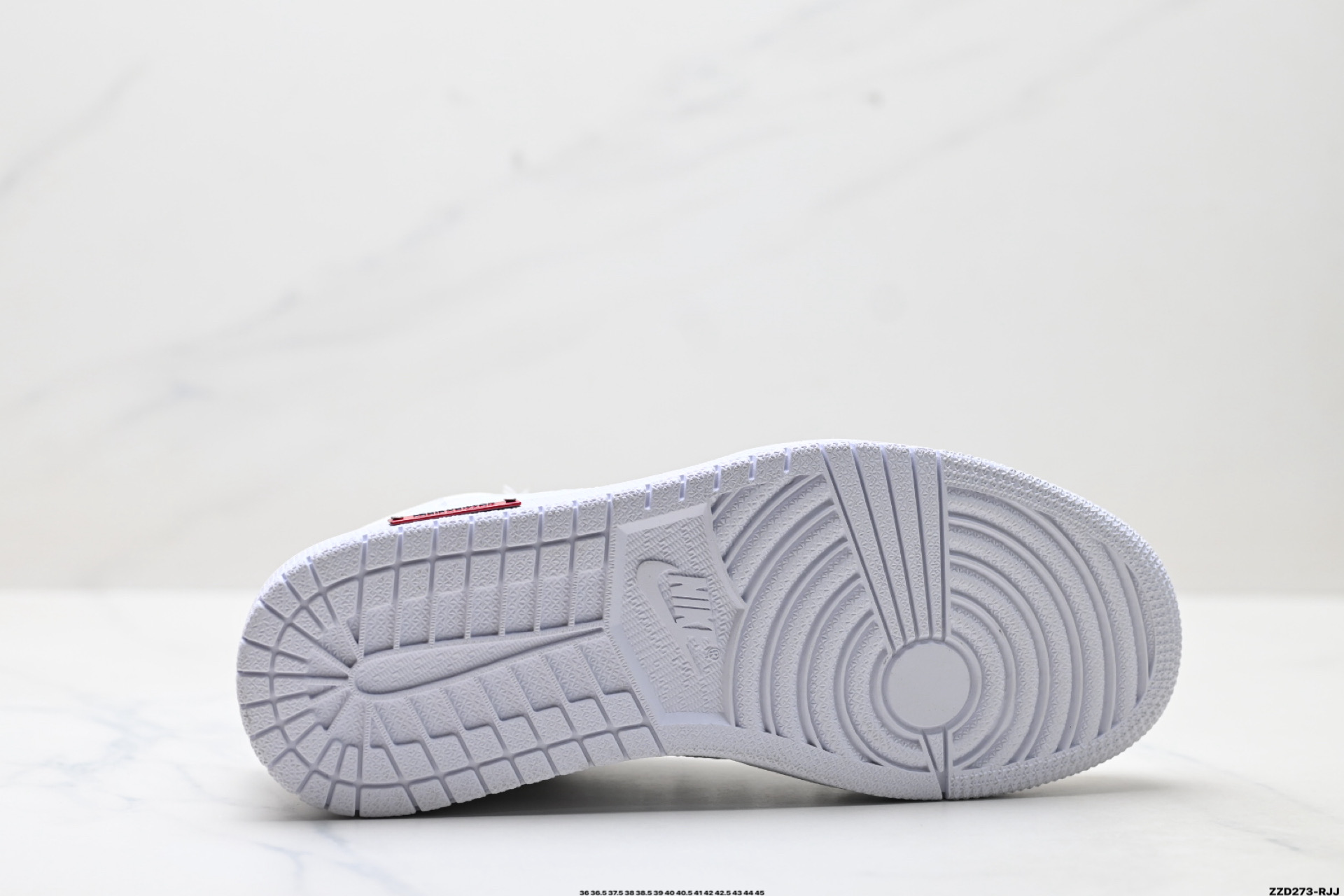 Nike Air Jordan 1 x Travis Scott AJ1倒勾 乔一倒钩 ‘DIY’定制 耐克 低帮文化篮球鞋 XS2025-076